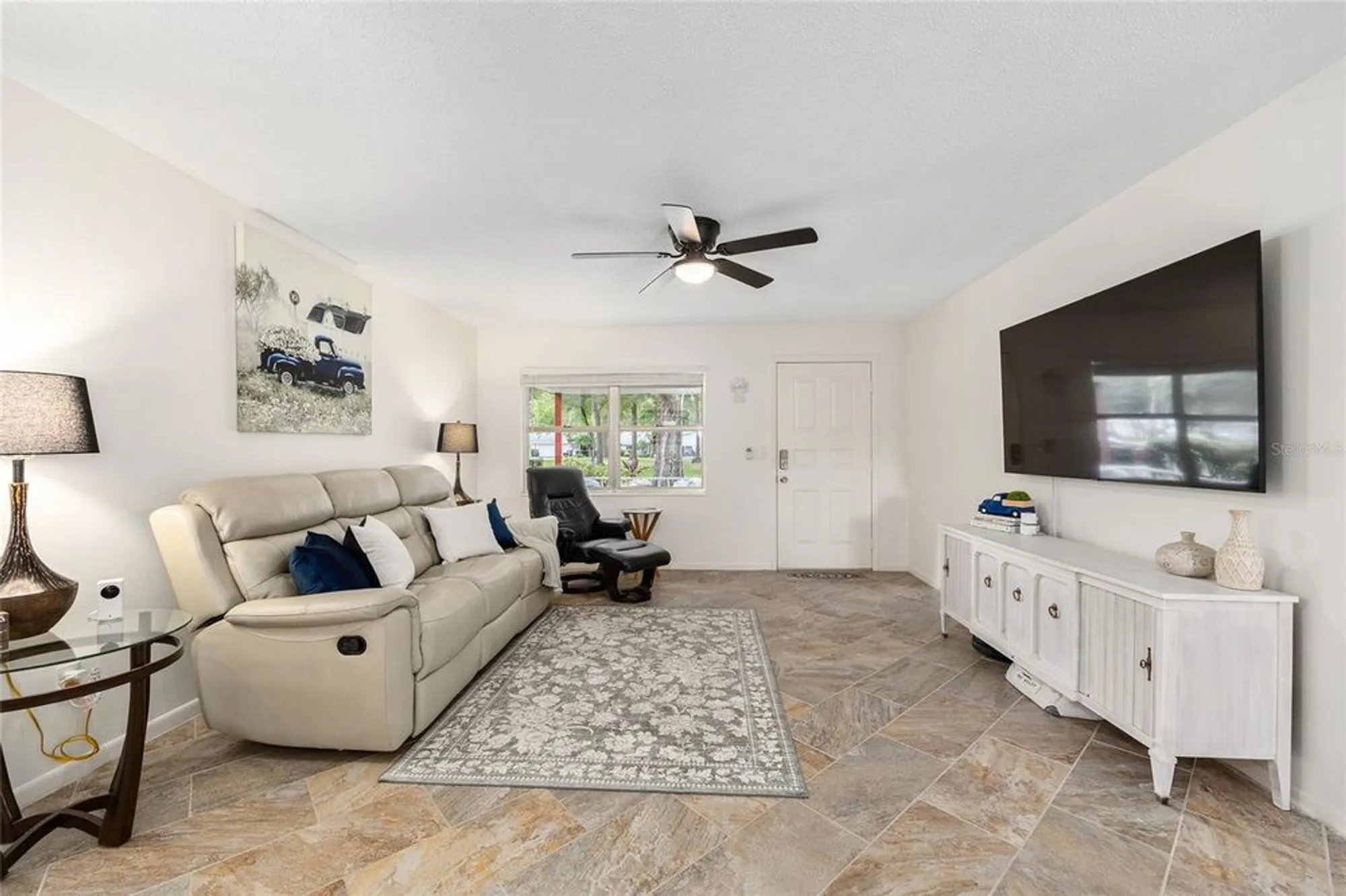 Property Slideshow image 12 of 37 | 8580 sw 97th lane rd b, Ocala, FL, 34481