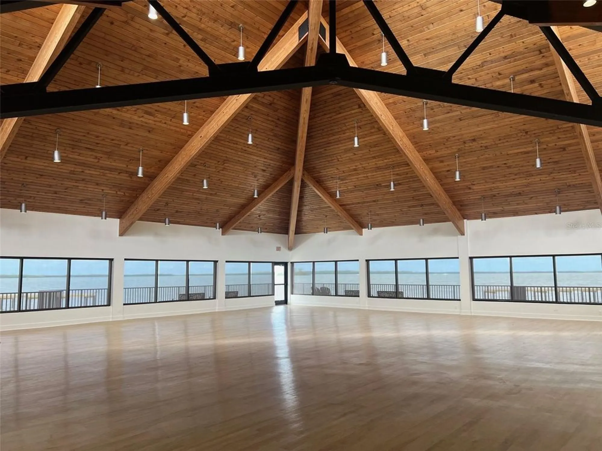 Property Slideshow image 39 of 53 | 634 edgewater dr unit 447, Dunedin, FL, 34698