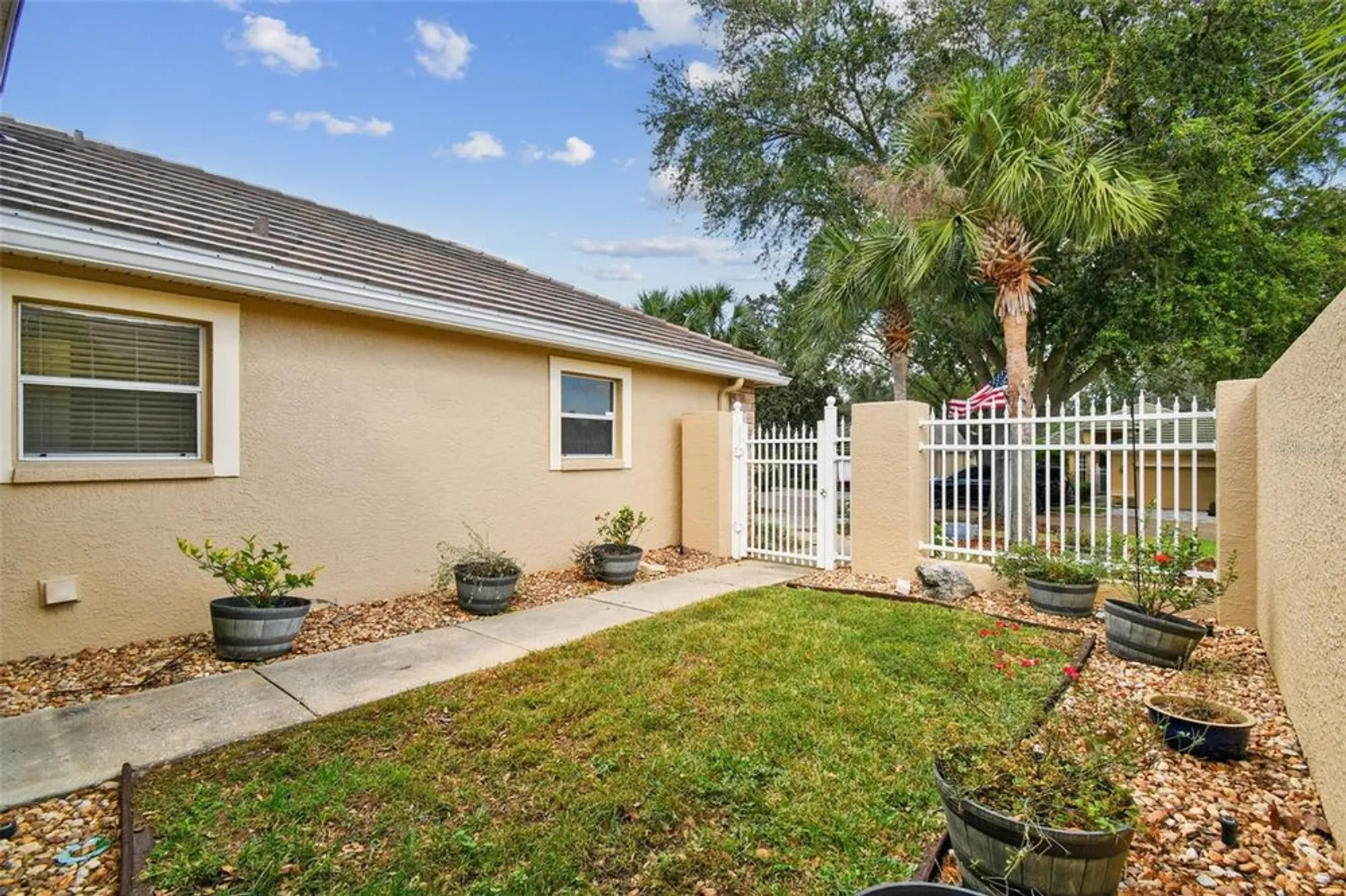Property Slideshow image 13 of 97 | 13141 palmilla cir, Dade City, FL, 33525