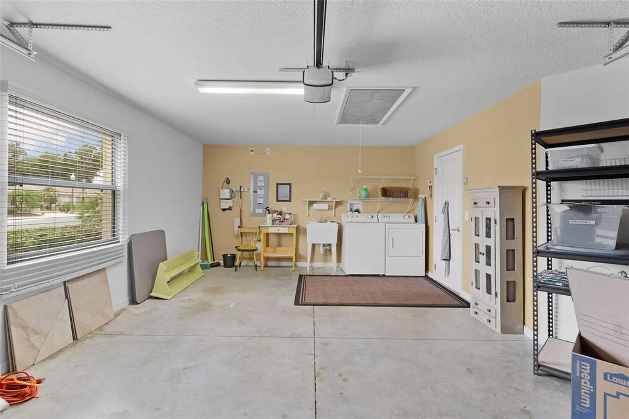 Property Slideshow image 28 of 50 | 2019 altamonte way, The Villages, FL, 32162