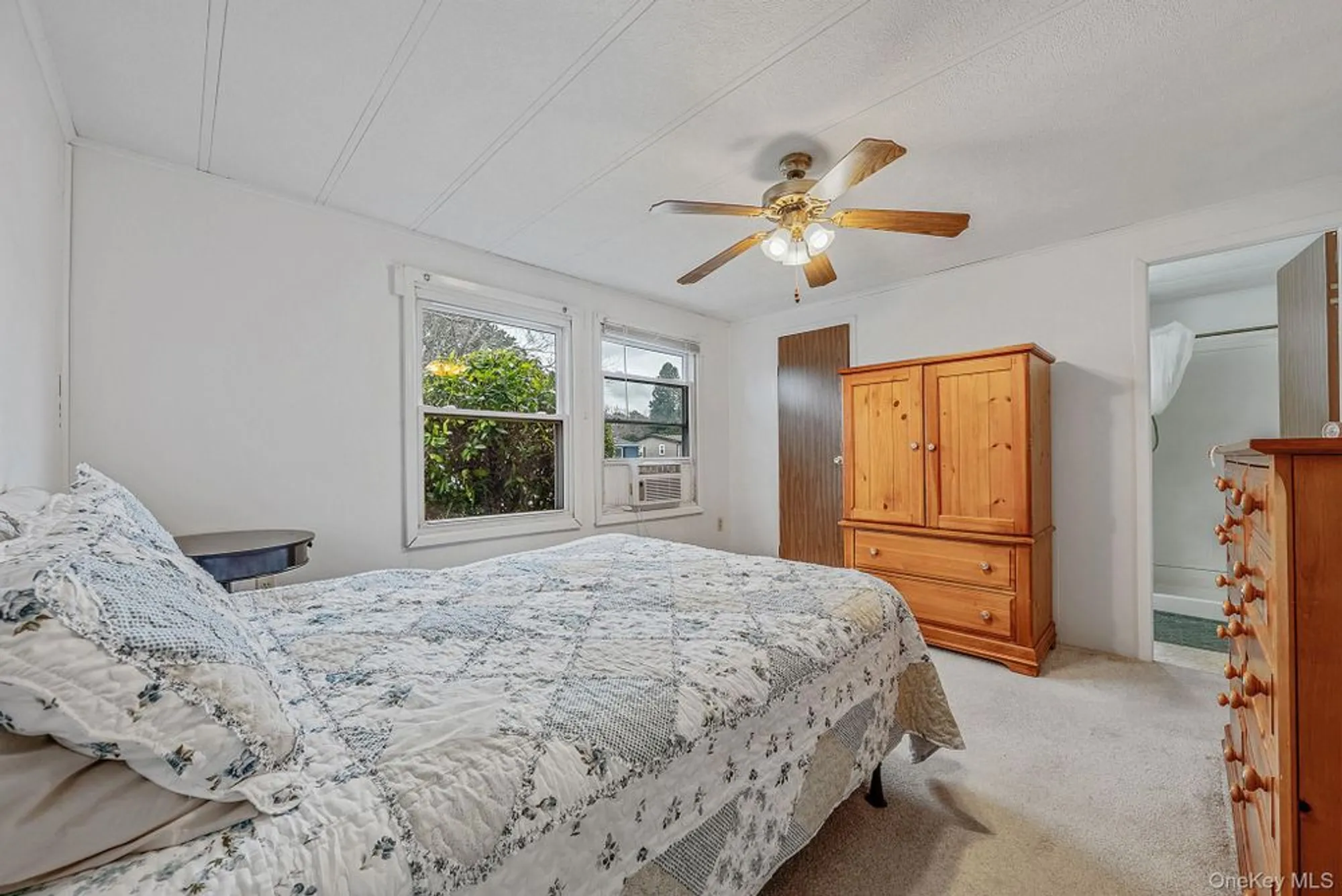 Property Slideshow image 15 of 23 | 22 limetree dr, Manorville, NY, 11949