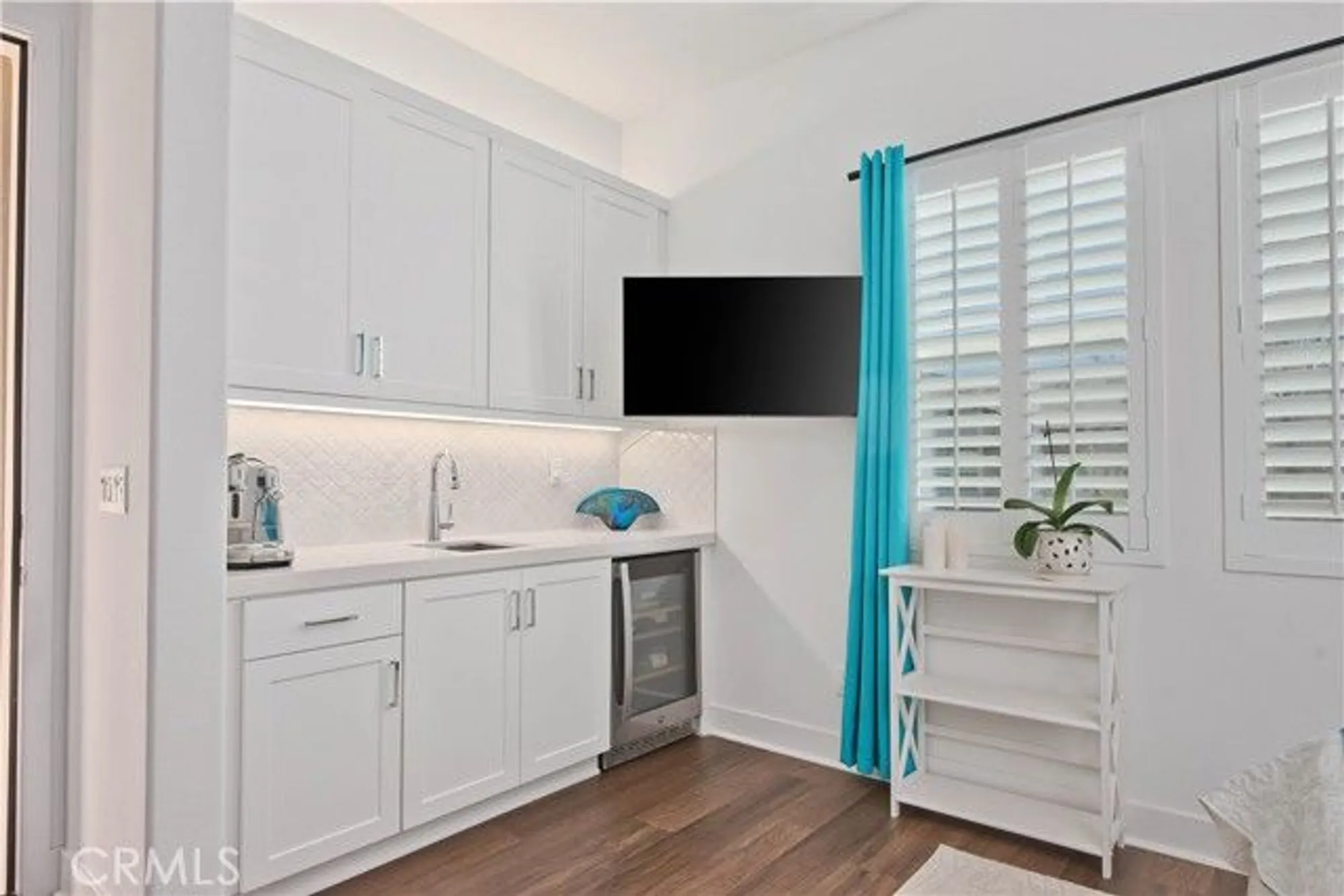Property Slideshow image 31 of 55 | 29595 paseo guijarro, Valencia, CA, 91354