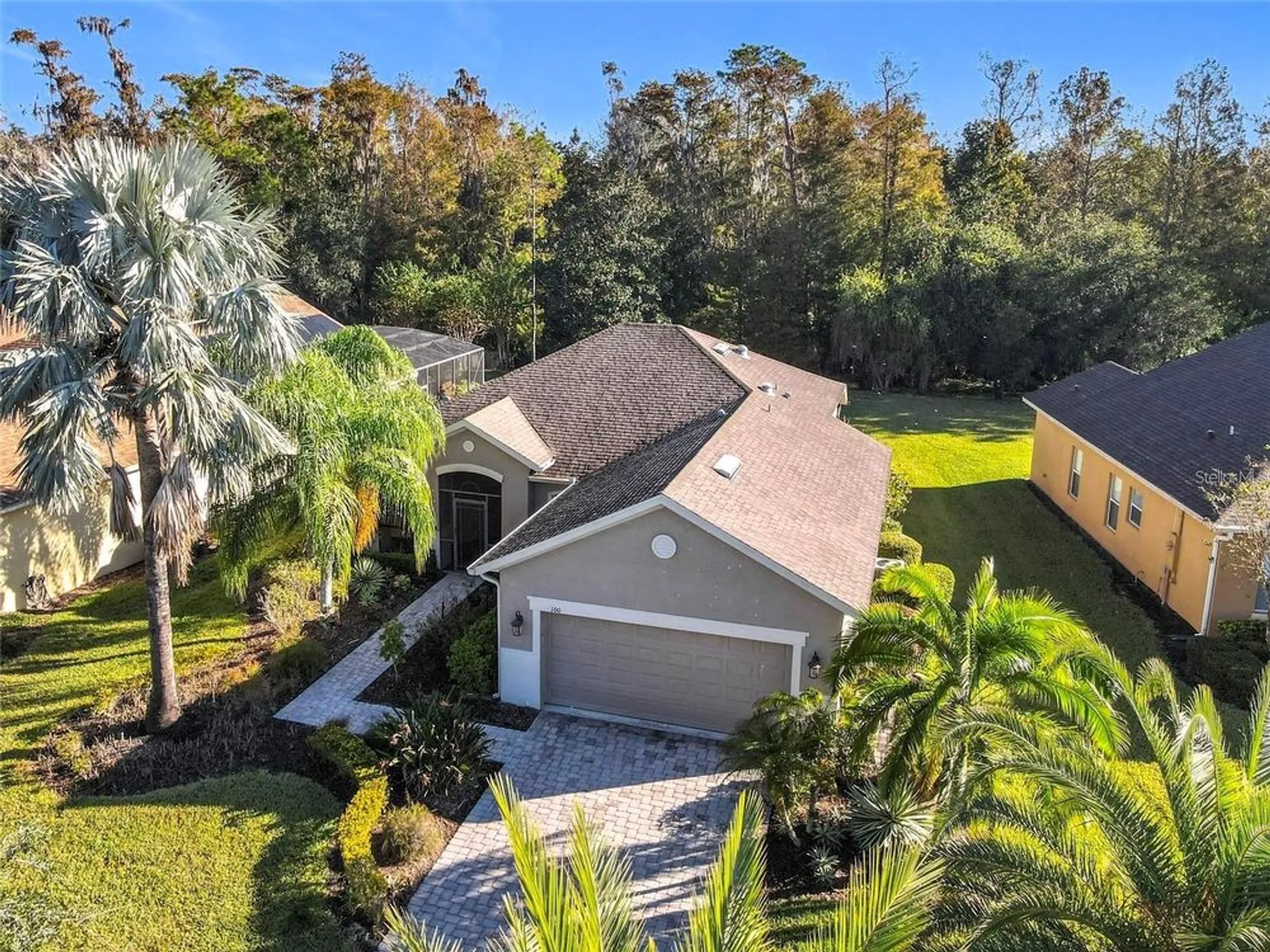 Property Slideshow image 2 of 68 | 100 vizcaya ct, Poinciana, FL, 34759