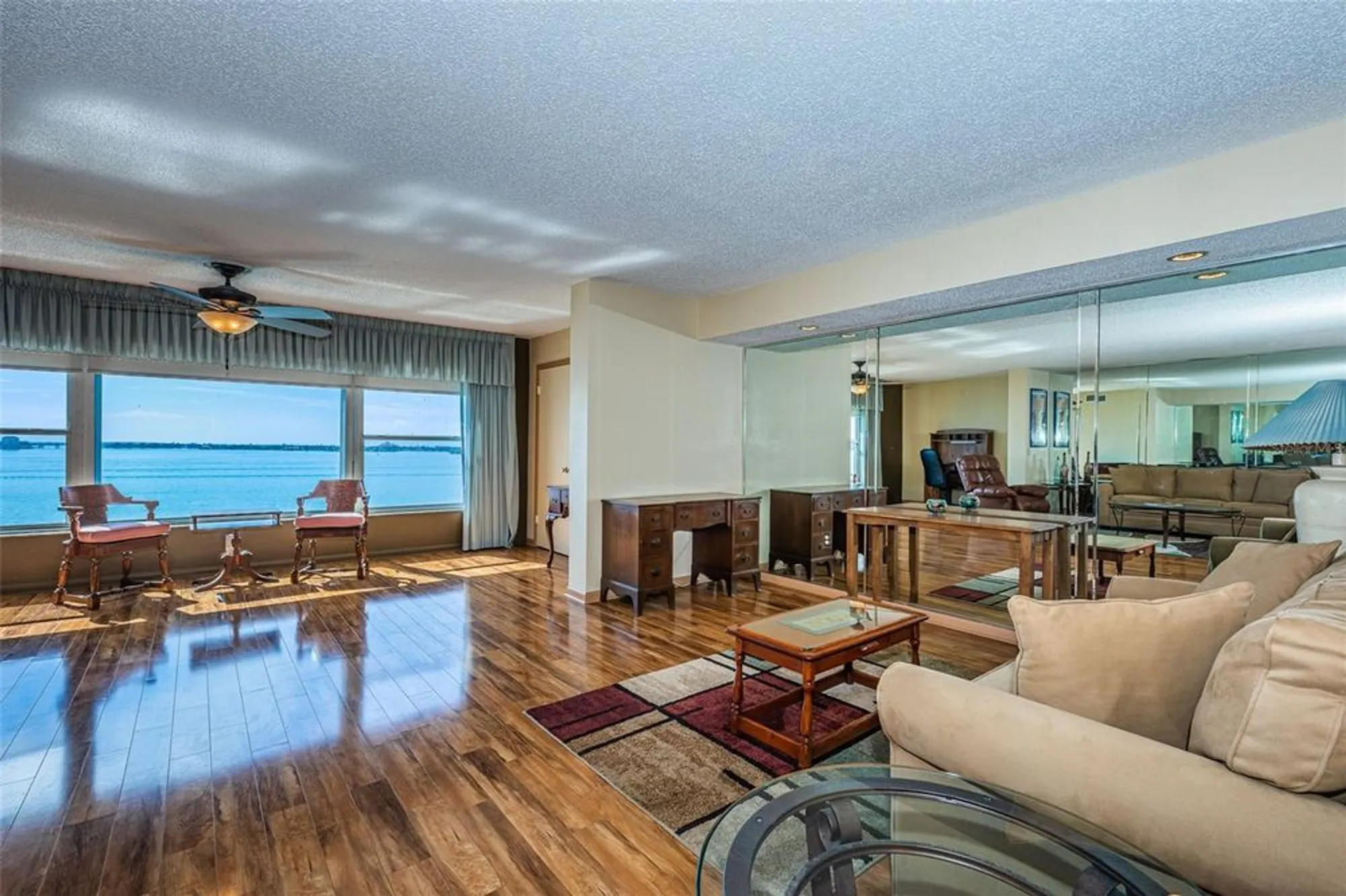 Property Slideshow image 11 of 82 | 6020 shore blvd 1009, Gulfport, FL, 33707