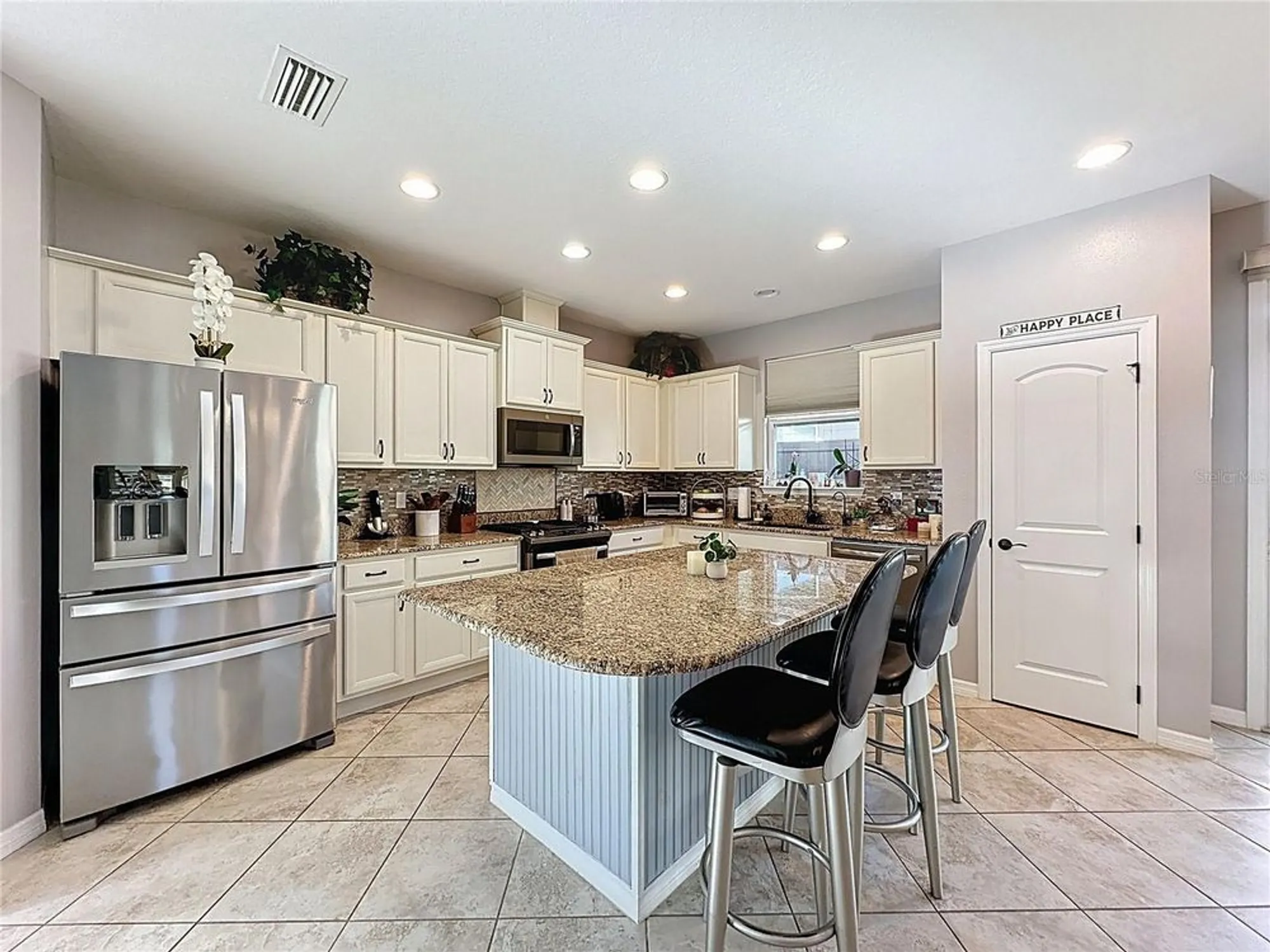 Property Slideshow image 8 of 79 | 373 alcove dr, Groveland, FL, 34736