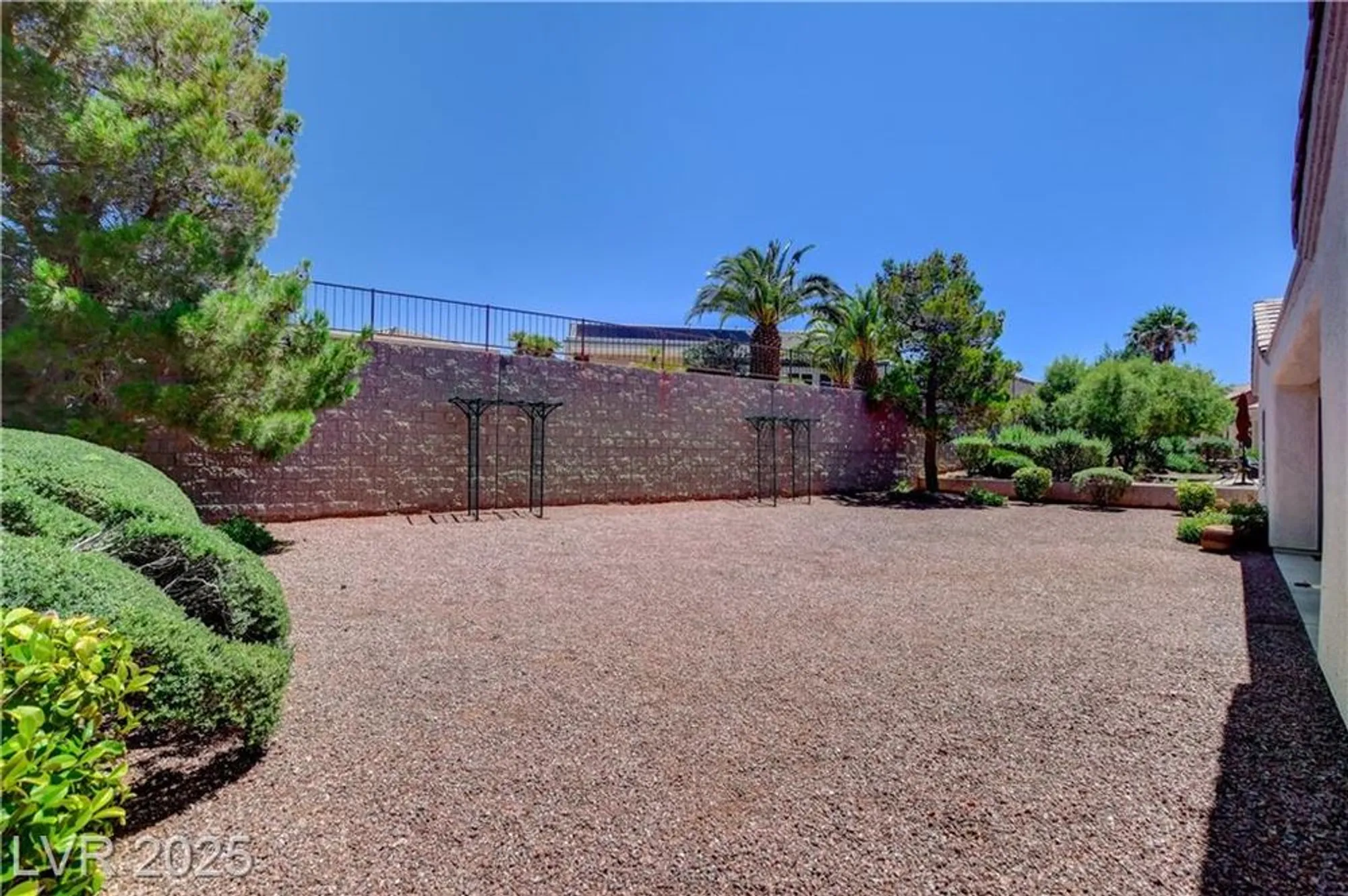 Property Slideshow image 53 of 66 | 2312 perrysburg dr, Henderson, NV, 89044