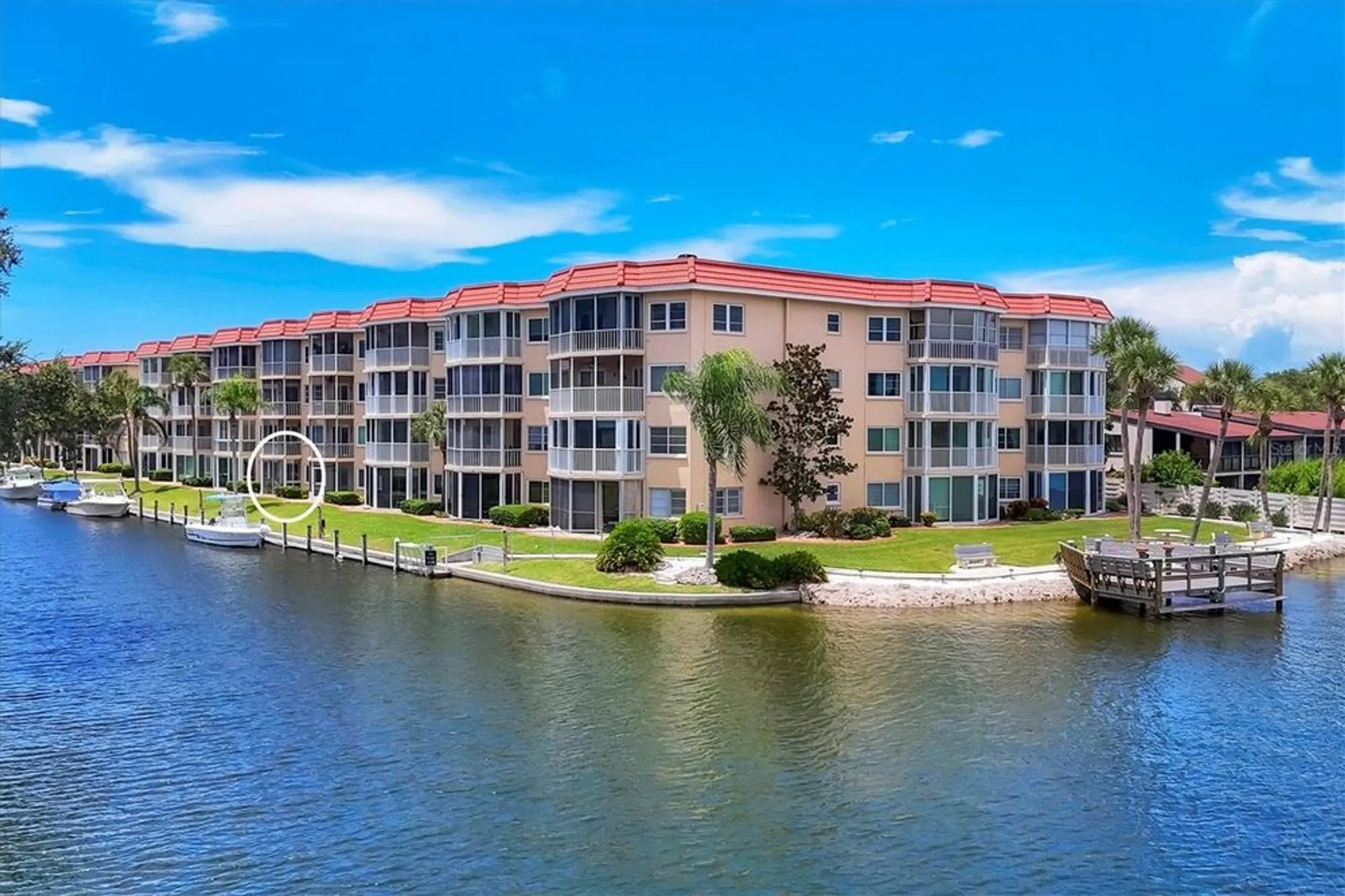 Property Slideshow image 7 of 55 | 1350 n portofino dr apt 107, Sarasota, FL, 34242