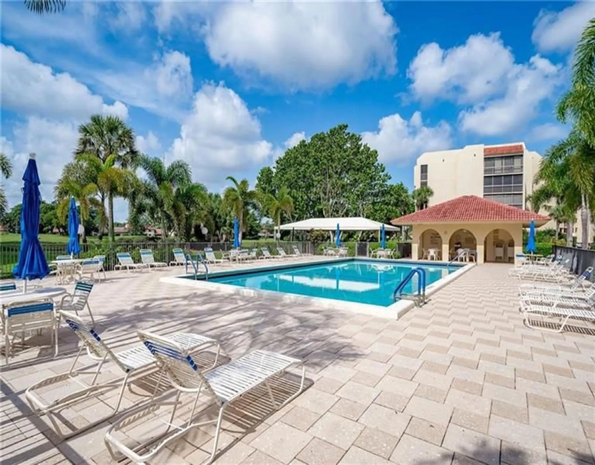 Property Slideshow image 10 of 15 | 3485 environ blvd apt 409, Lauderhill, FL, 33319