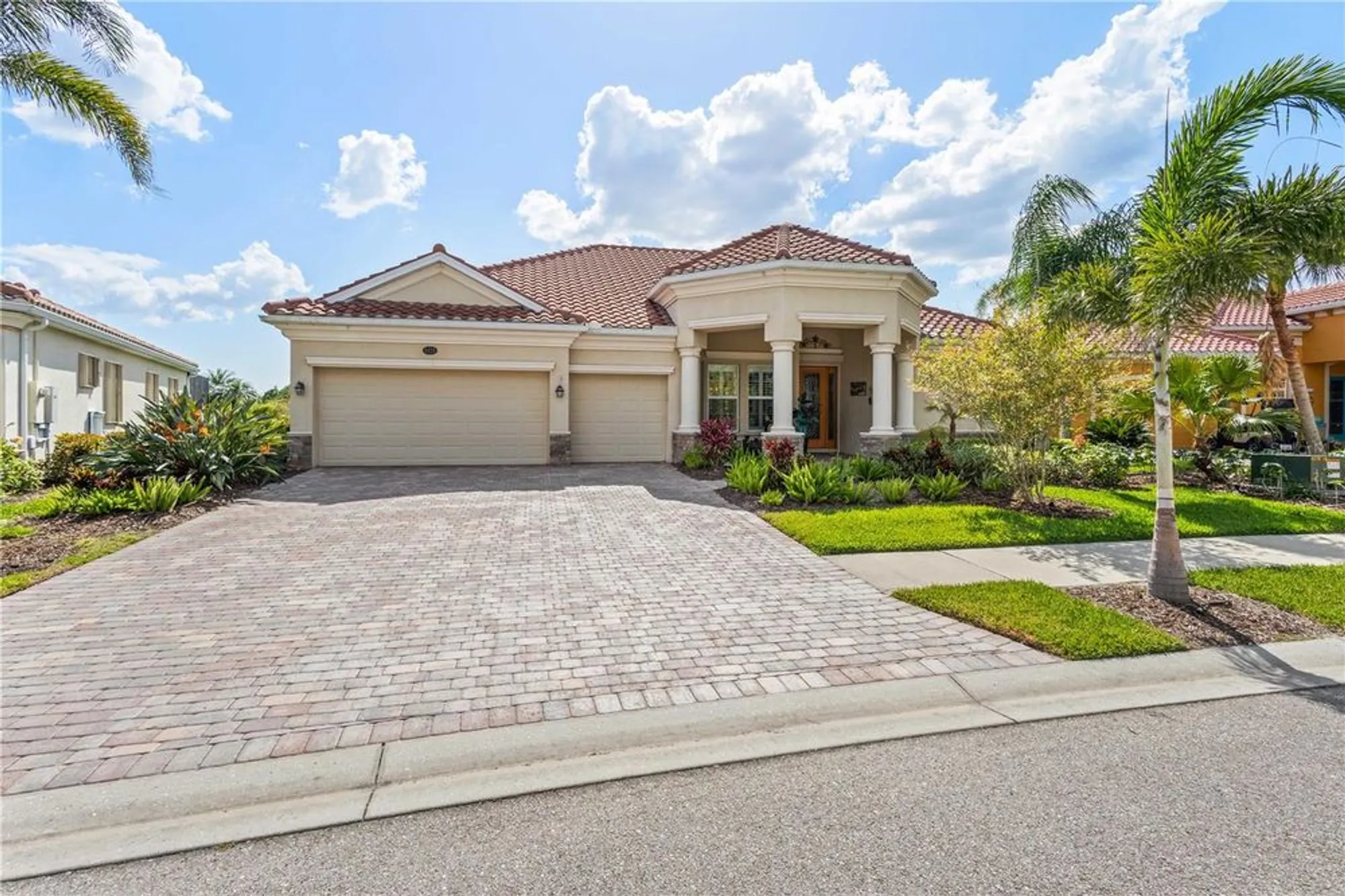 Property Slideshow image 4 of 62 | 5428 royal poinciana way, North Port, FL, 34291