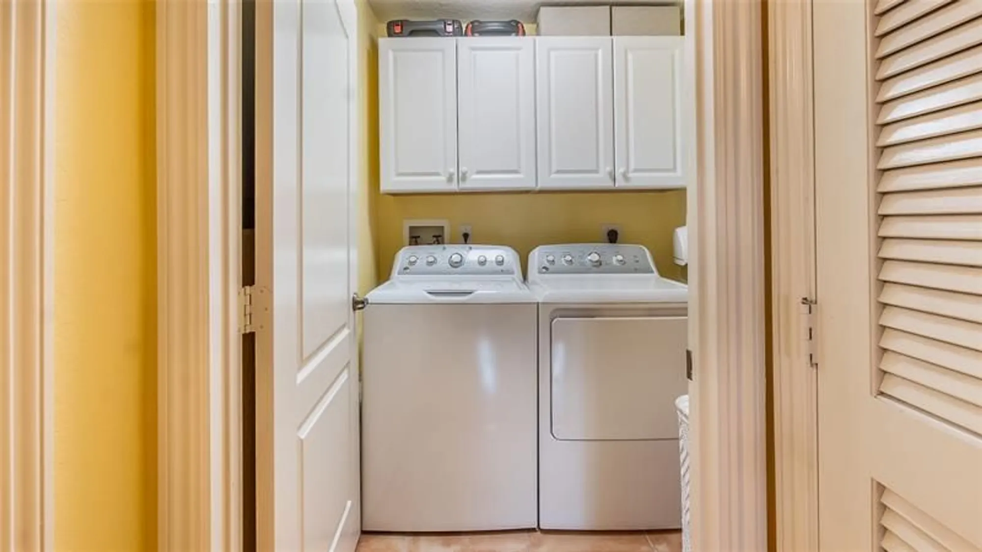 Property Slideshow image 24 of 35 | 7727 southampton ter 410, Tamarac, FL, 33321