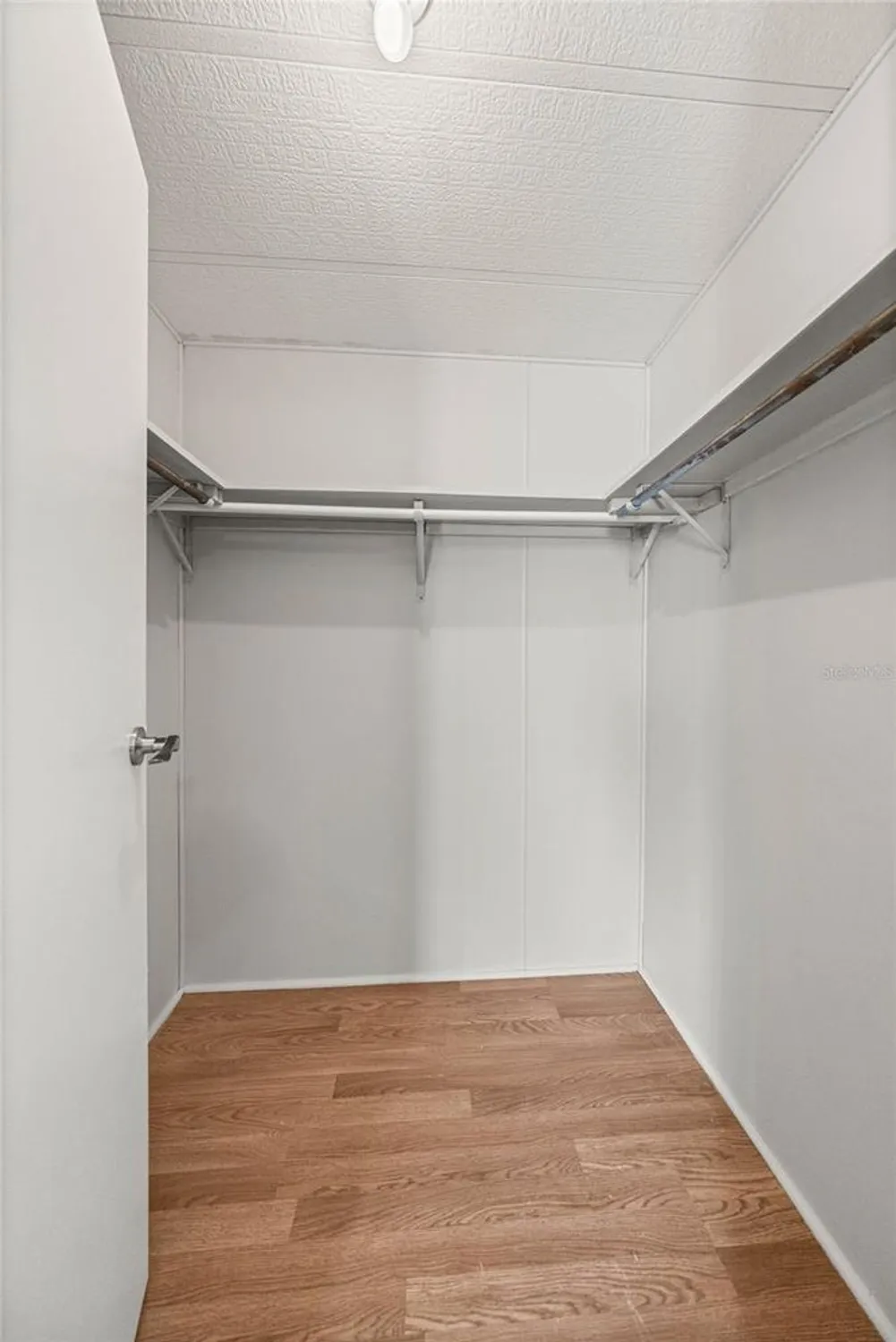 Property Slideshow image 17 of 31 | 712 devon dr, Lady Lake, FL, 32159