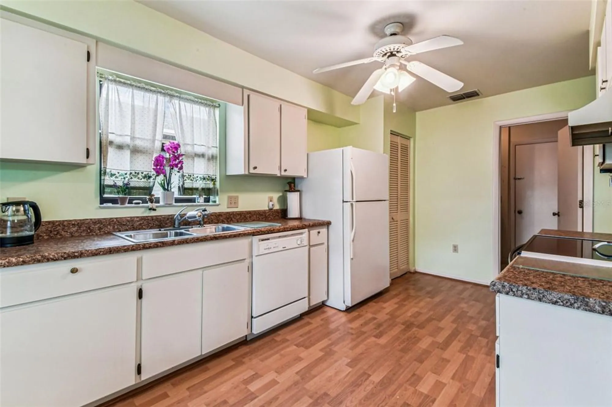 Property Slideshow image 17 of 55 | 2324 sea island cir, Lakeland, FL, 33810