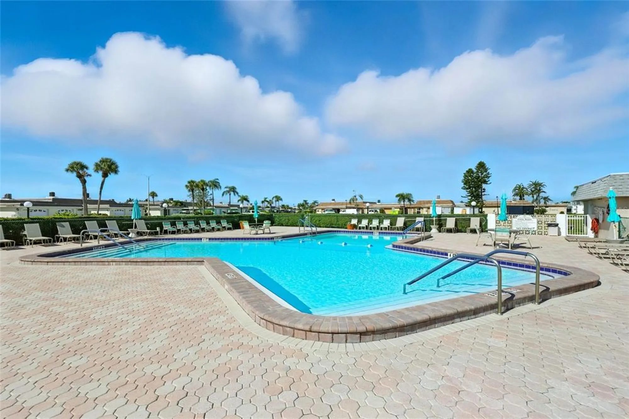 Property Slideshow image 46 of 70 | 545 boca ciega point blvd n, St Petersburg, FL, 33708