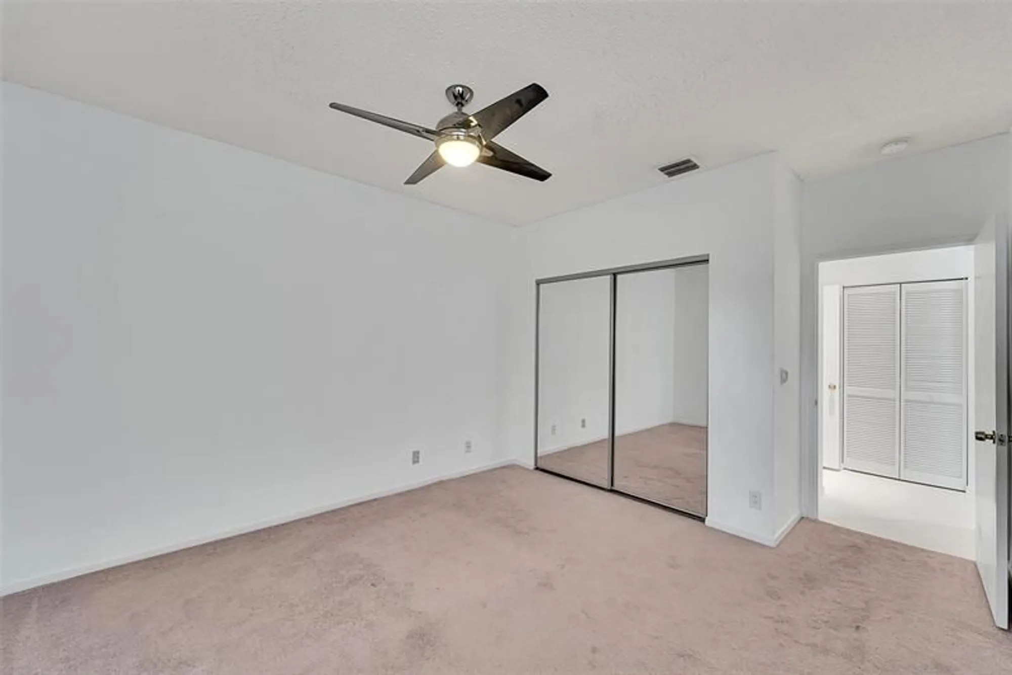 Property Slideshow image 9 of 33 | 8347 sunmeadow ln # 8347, Boca Raton, FL, 33496