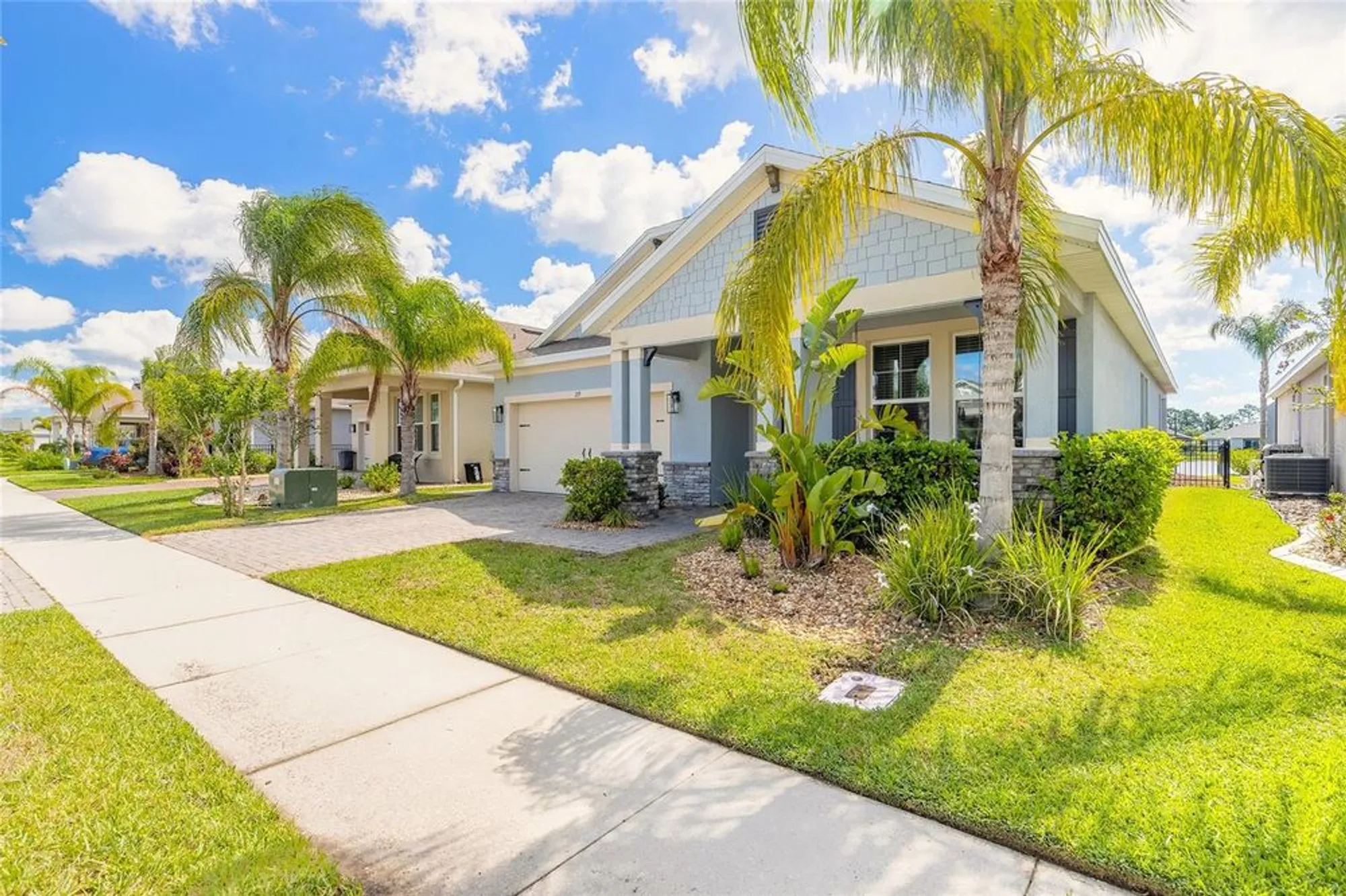 Property Slideshow image 15 of 64 | 219 venetian palms blvd, New Smyrna Beach, FL, 32168