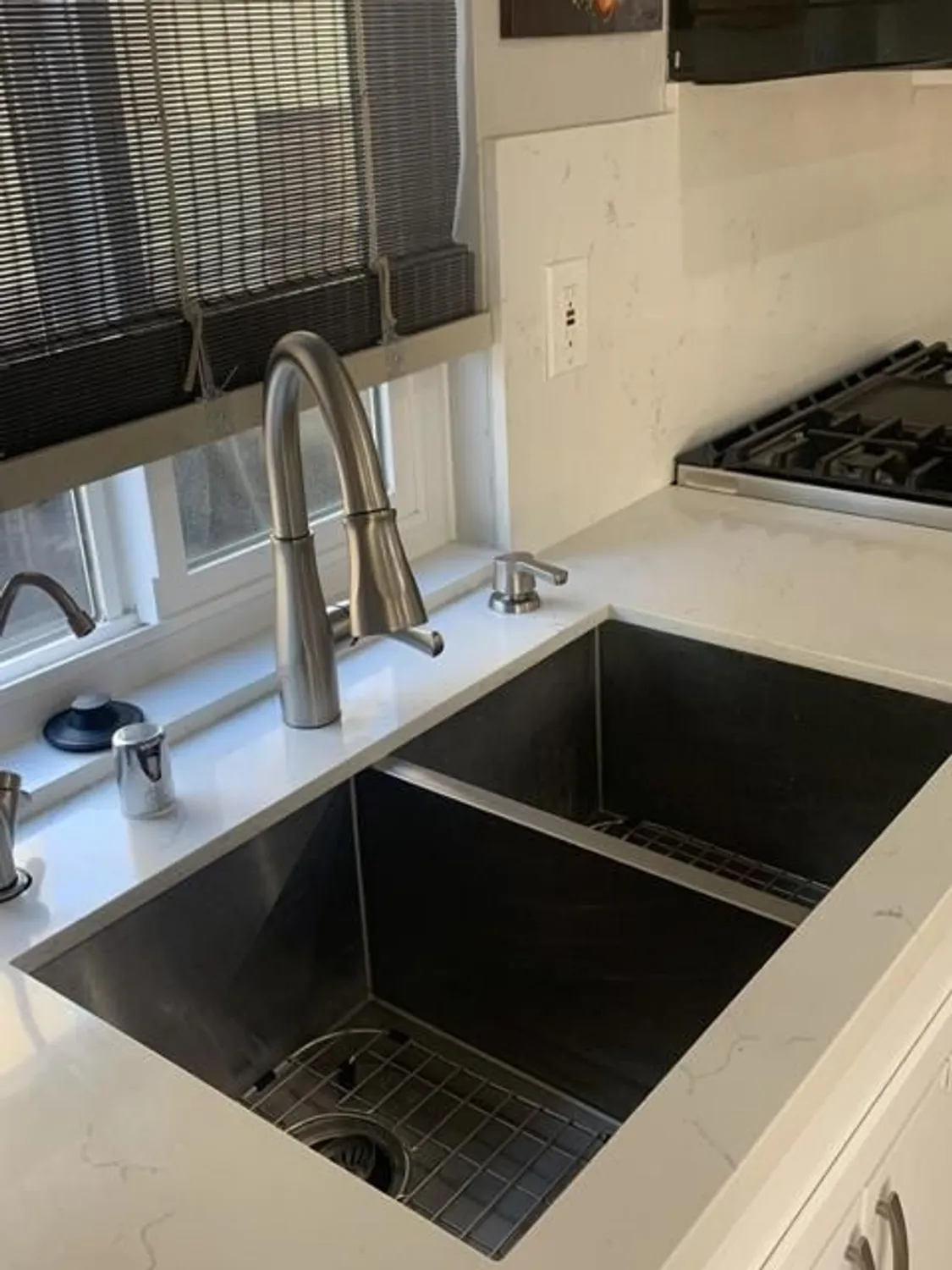 Property Slideshow image 27 of 90 | 6063 pebble beach dr, Banning, CA, 92220