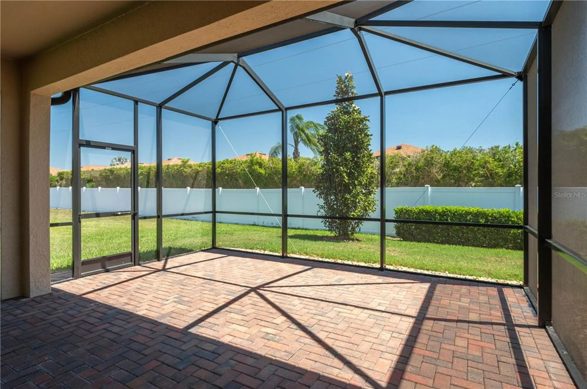 Property Slideshow image 22 of 35 | 2733 attwater loop, Winter Haven, FL, 33884
