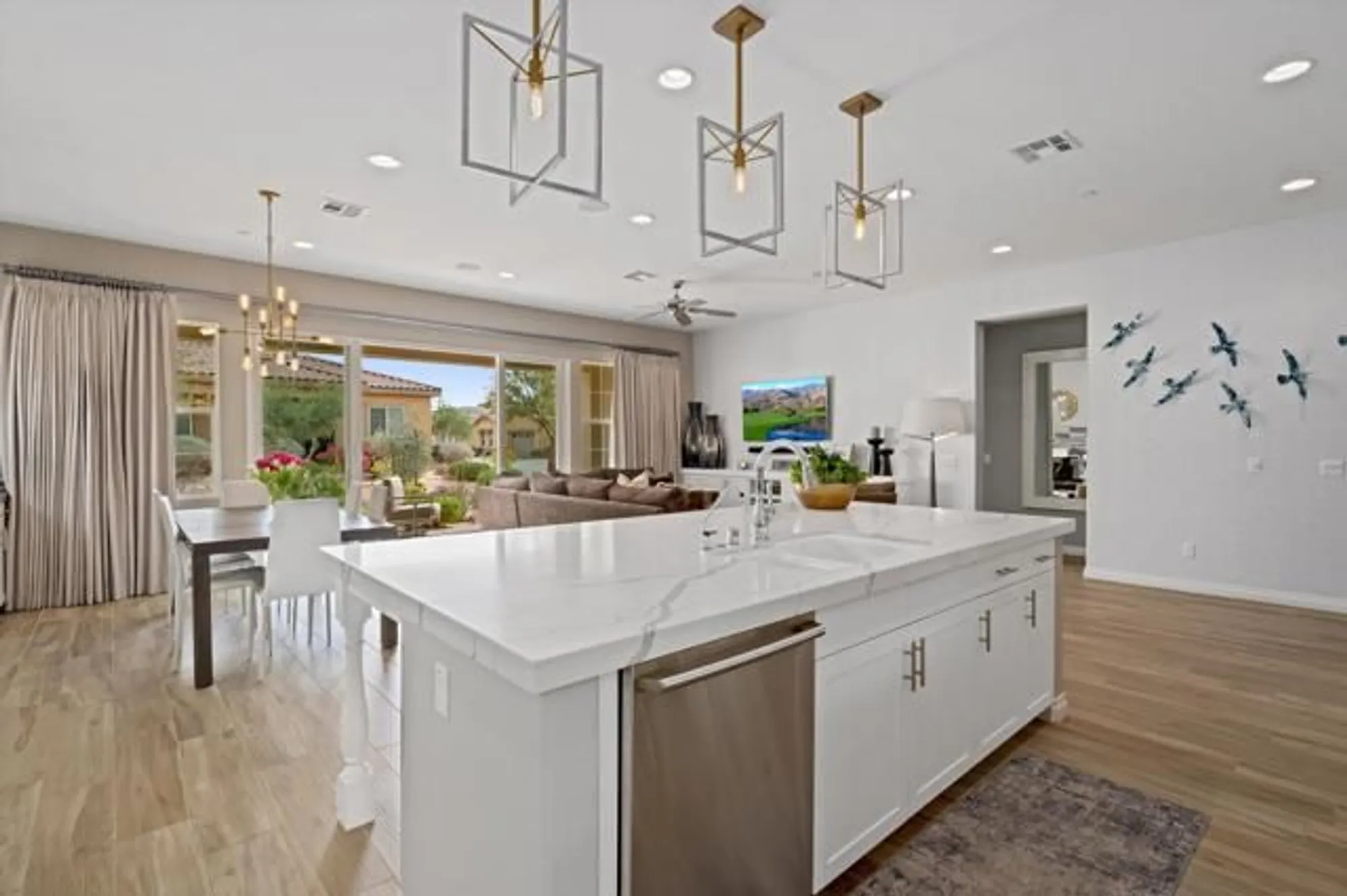 Property Slideshow image 16 of 53 | 4150 via cararra, Palm Desert, CA, 92260
