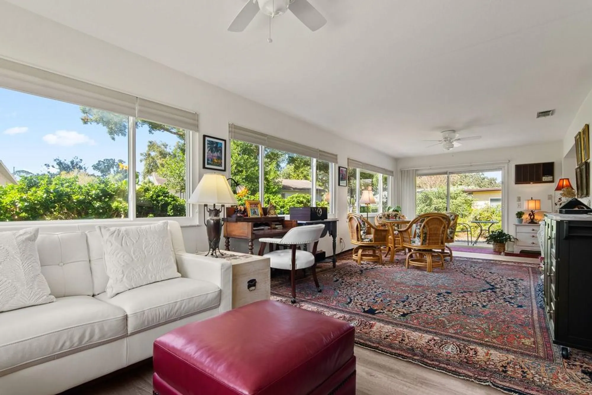 Property Slideshow image 17 of 45 | 1212 timberbrooke dr, Palm Harbor, FL, 34684