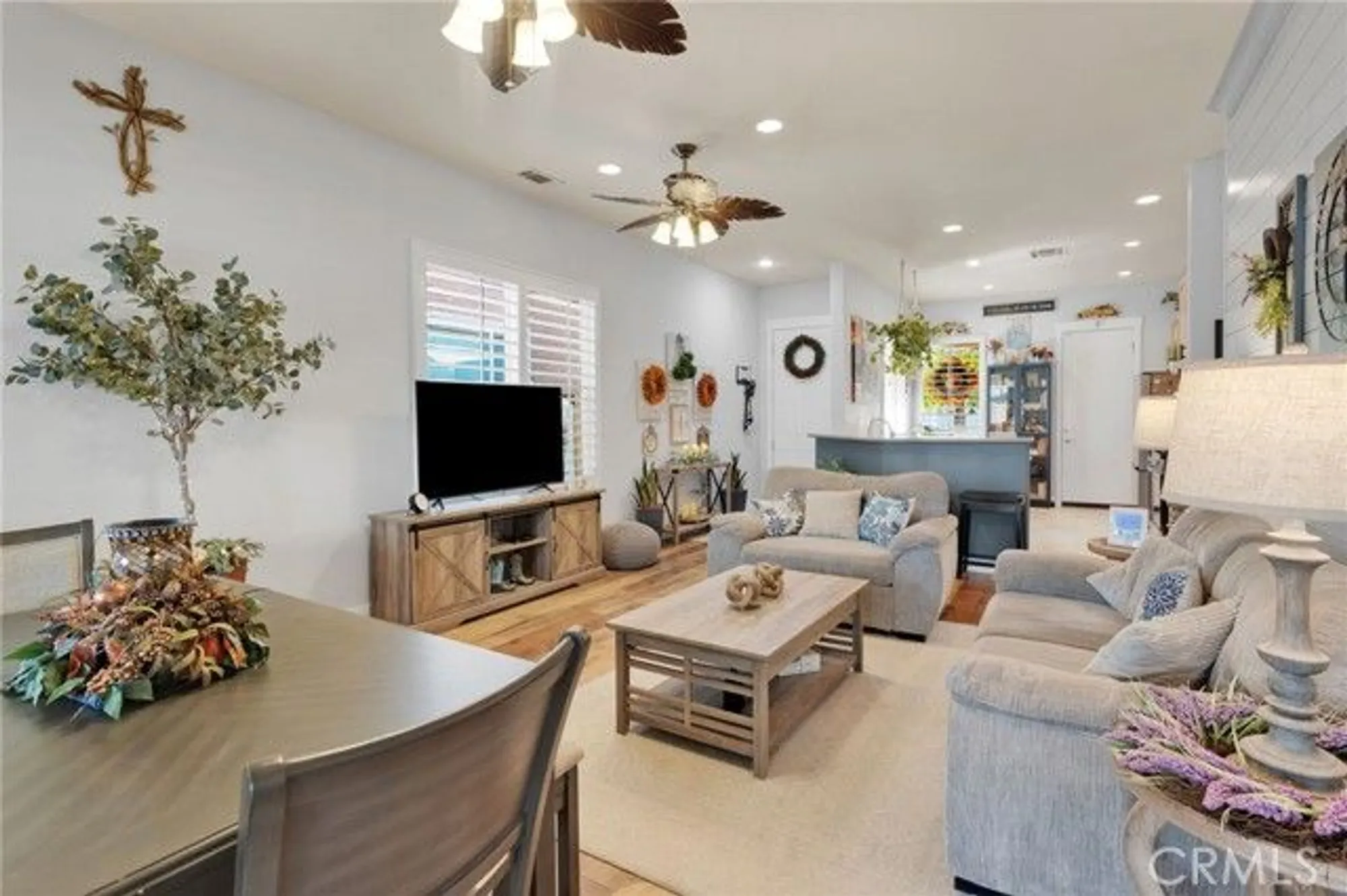 Property Slideshow image 11 of 41 | 10495 bridge haven rd, Apple Valley, CA, 92308