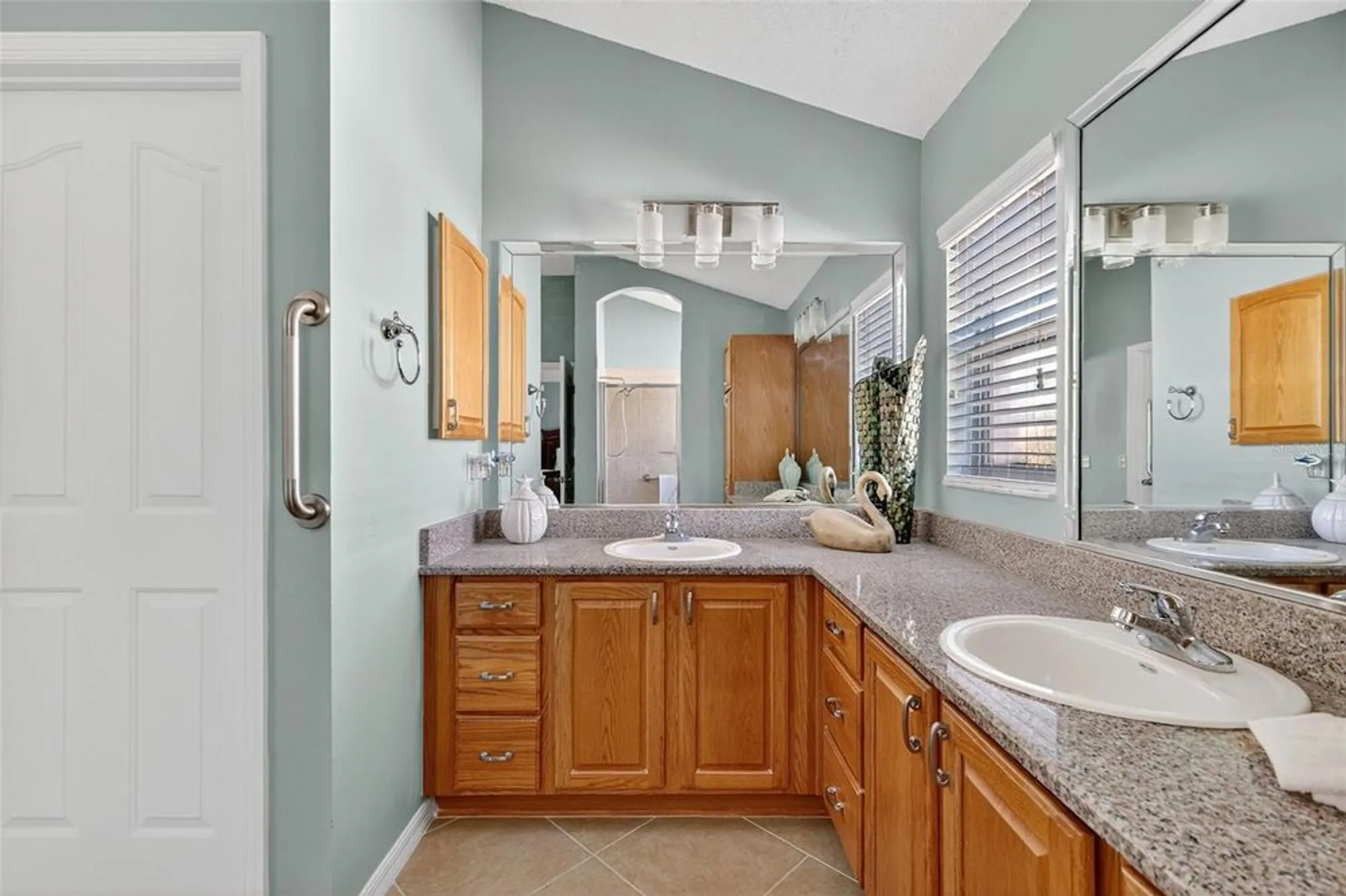 Property Slideshow image 18 of 34 | 17285 se 85th willowick cir, The Villages, FL, 32162
