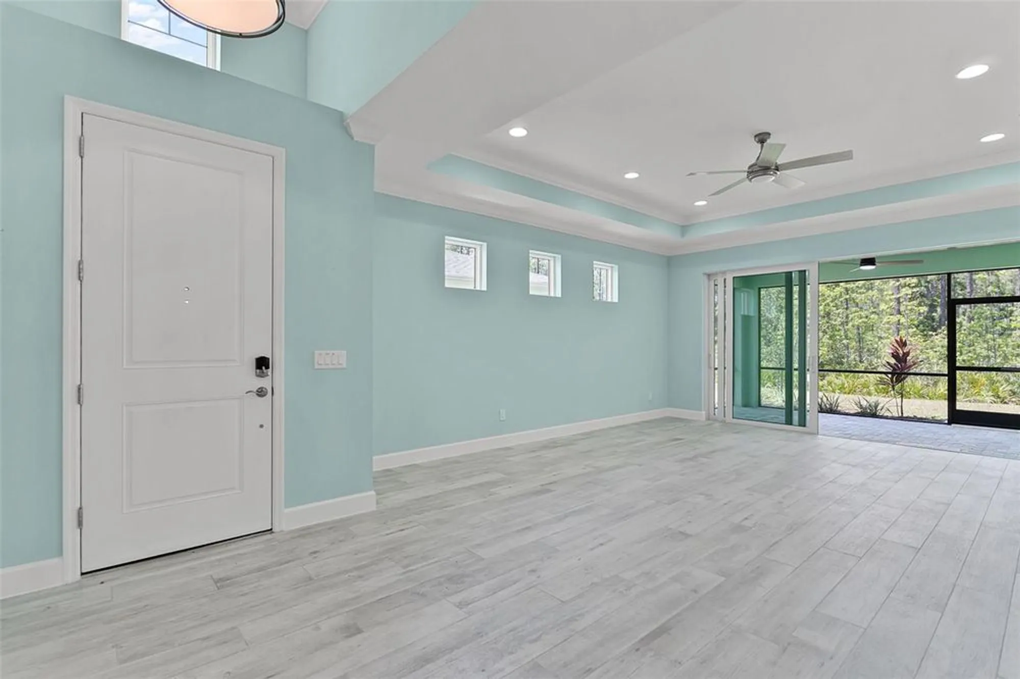 Property Slideshow image 11 of 40 | 867 bama breeze dr, Daytona Beach, FL, 32124