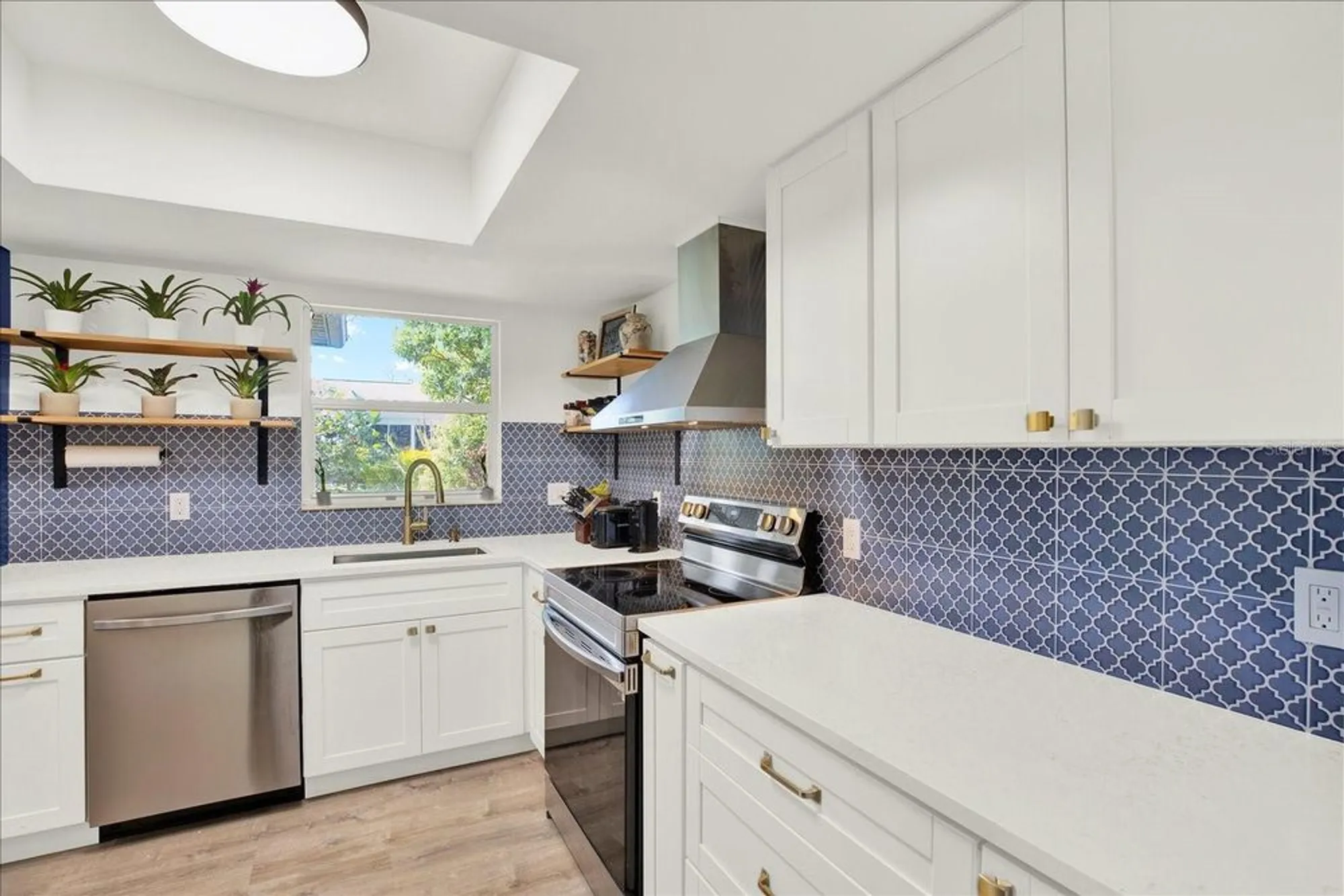 Property Slideshow image 10 of 23 | 9138 millers pond ave, New Port Richey, FL, 34655