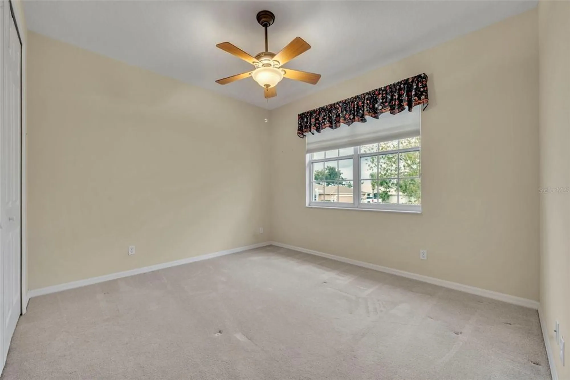 Property Slideshow image 33 of 52 | 5837 bounty cir, Tavares, FL, 32778