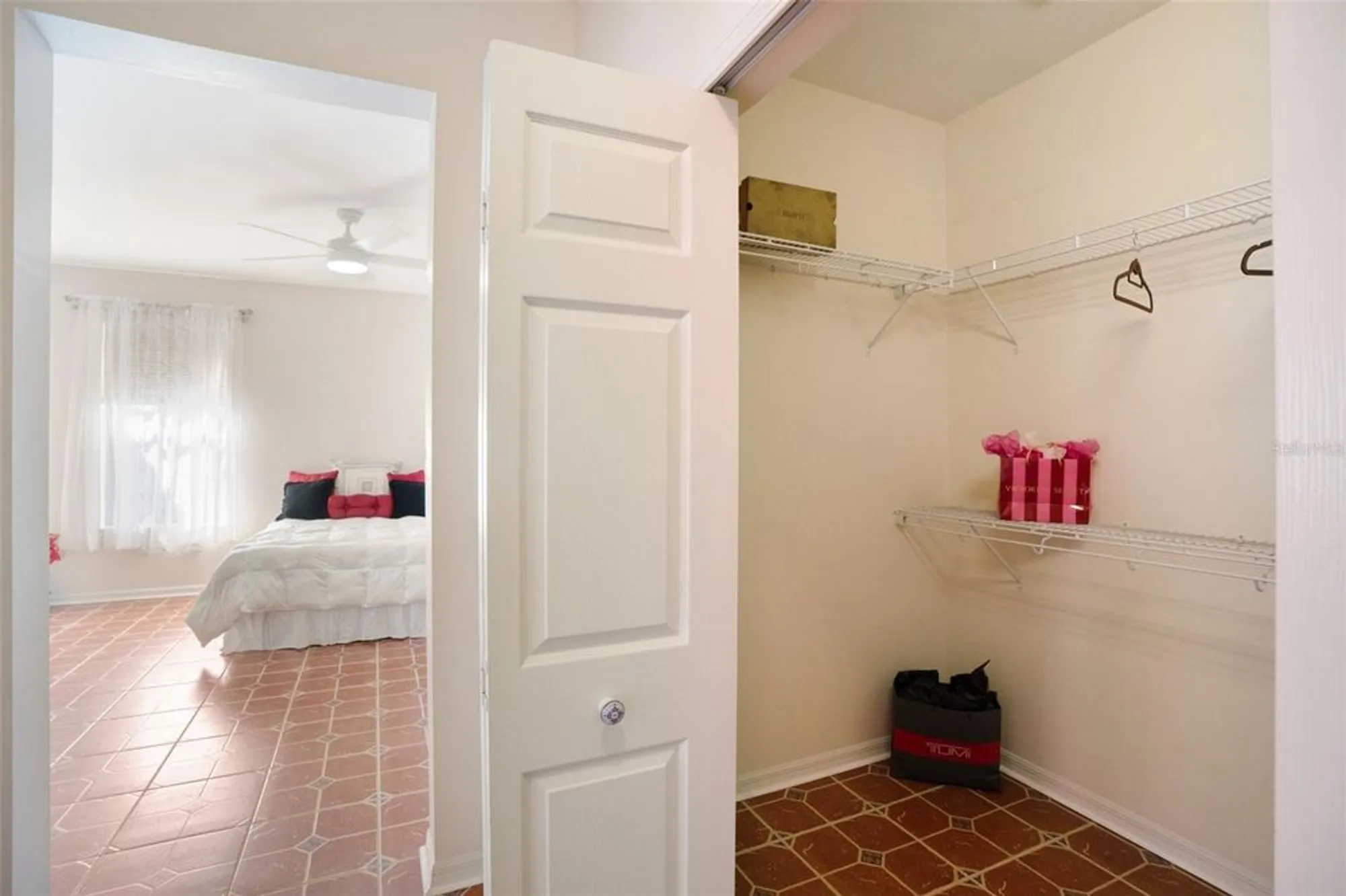 Property Slideshow image 26 of 36 | 1410 maseno dr, Venice, FL, 34292