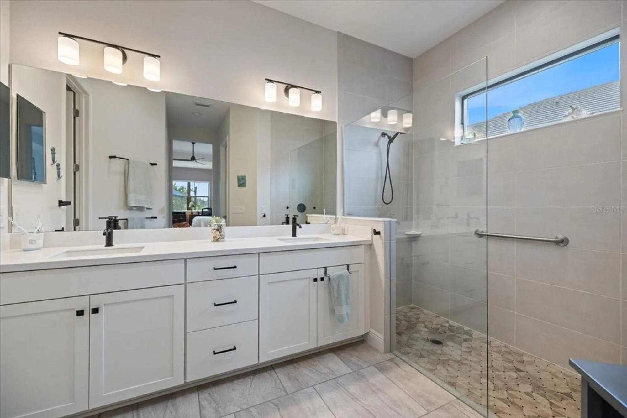 Property Slideshow image 26 of 63 | 26616 irwin dr, Englewood, FL, 34223