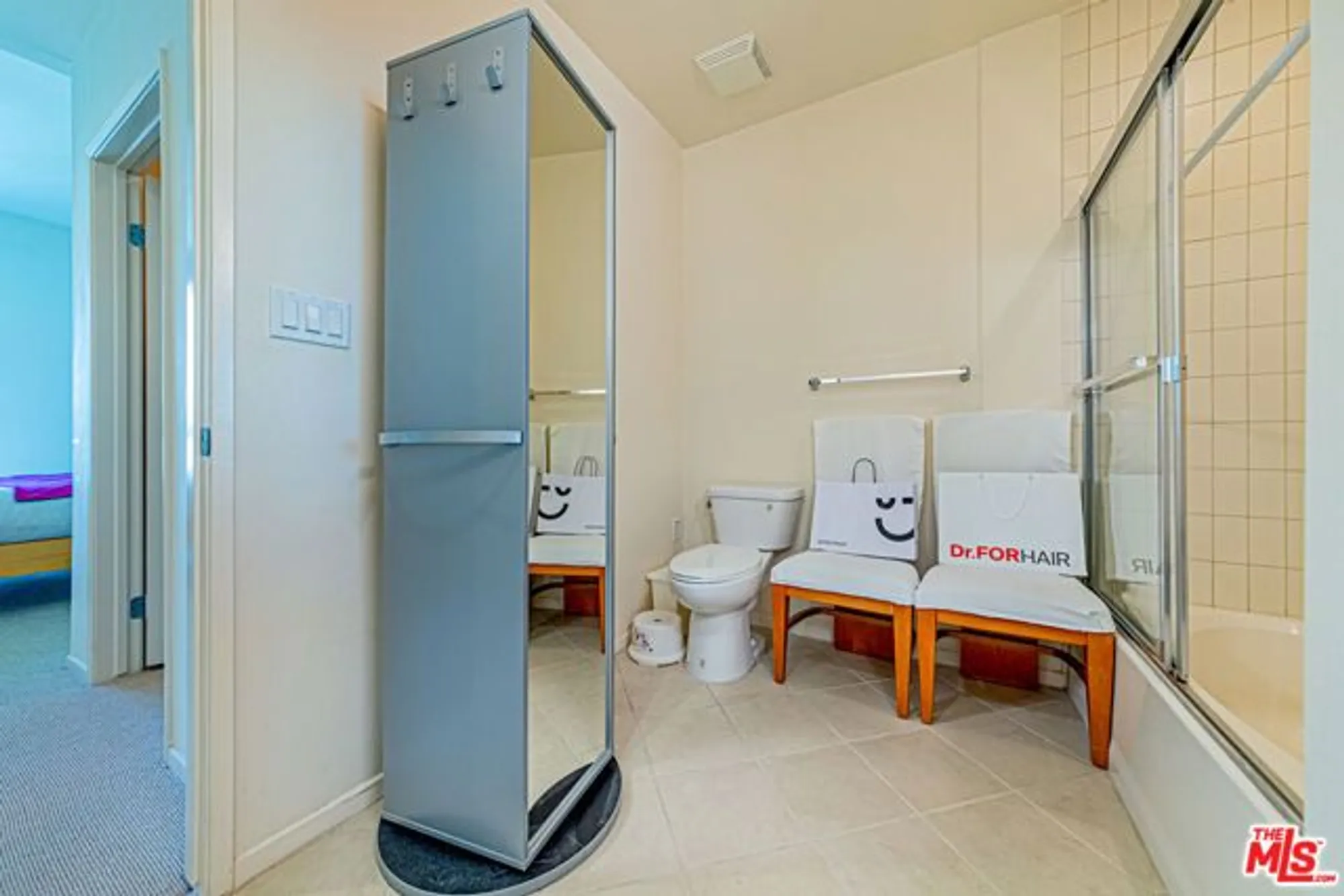 Property Slideshow image 16 of 33 | 267 s san pedro st unit 608, Los Angeles, CA, 90012