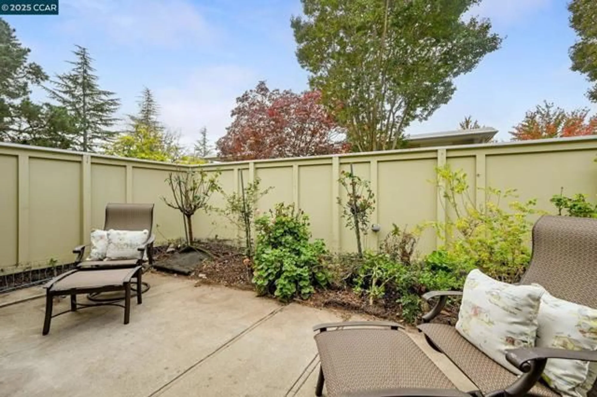 Property Slideshow image 11 of 40 | 1801 golden rain rd 3, Walnut Creek, CA, 94595