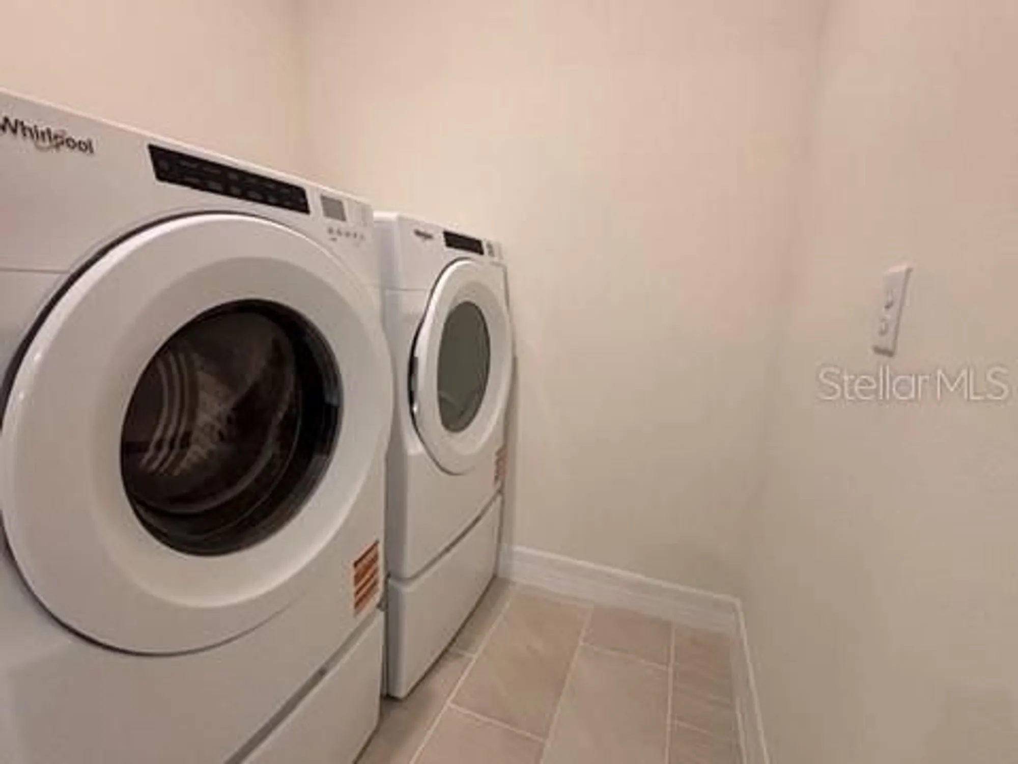 Property Slideshow image 13 of 14 | 3974 kennebunk loop, Mount Dora, FL, 32757