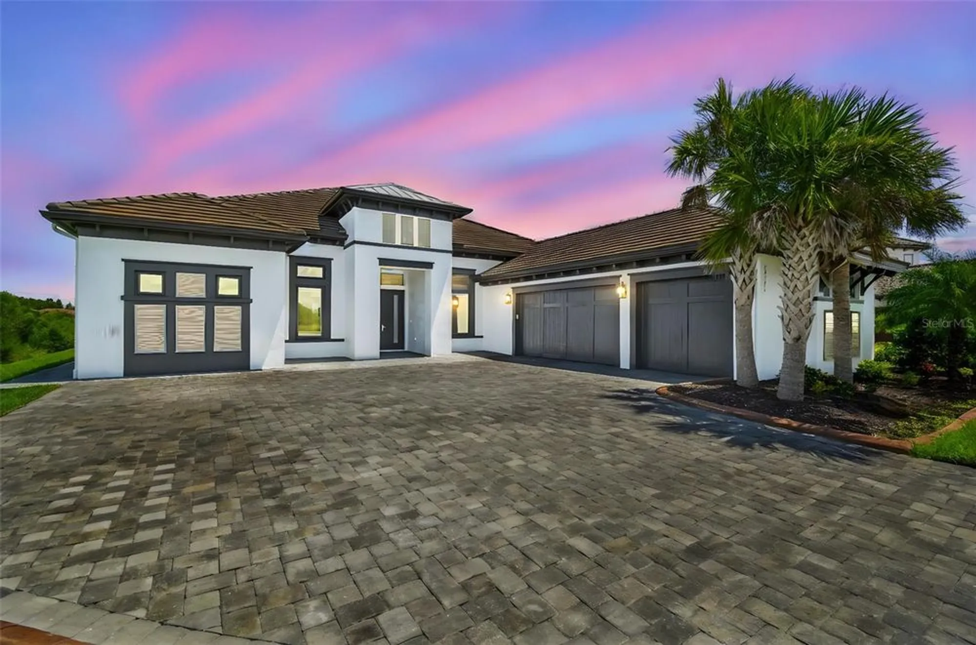 Property Slideshow image 5 of 100 | 29171 ginnetto dr, Wesley Chapel, FL, 33543