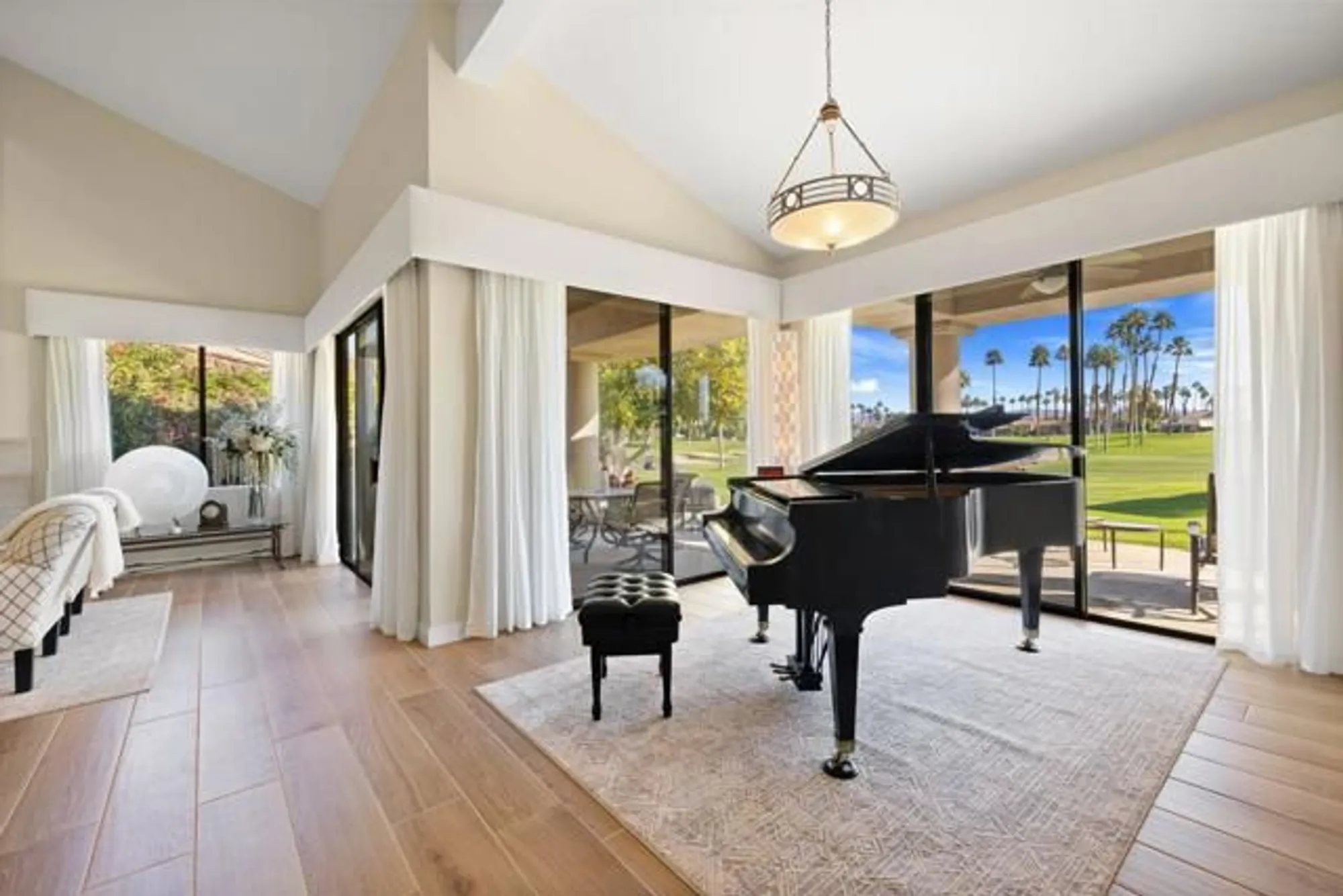 Property Slideshow image 14 of 73 | 55556 pinehurst, La Quinta, CA, 92253