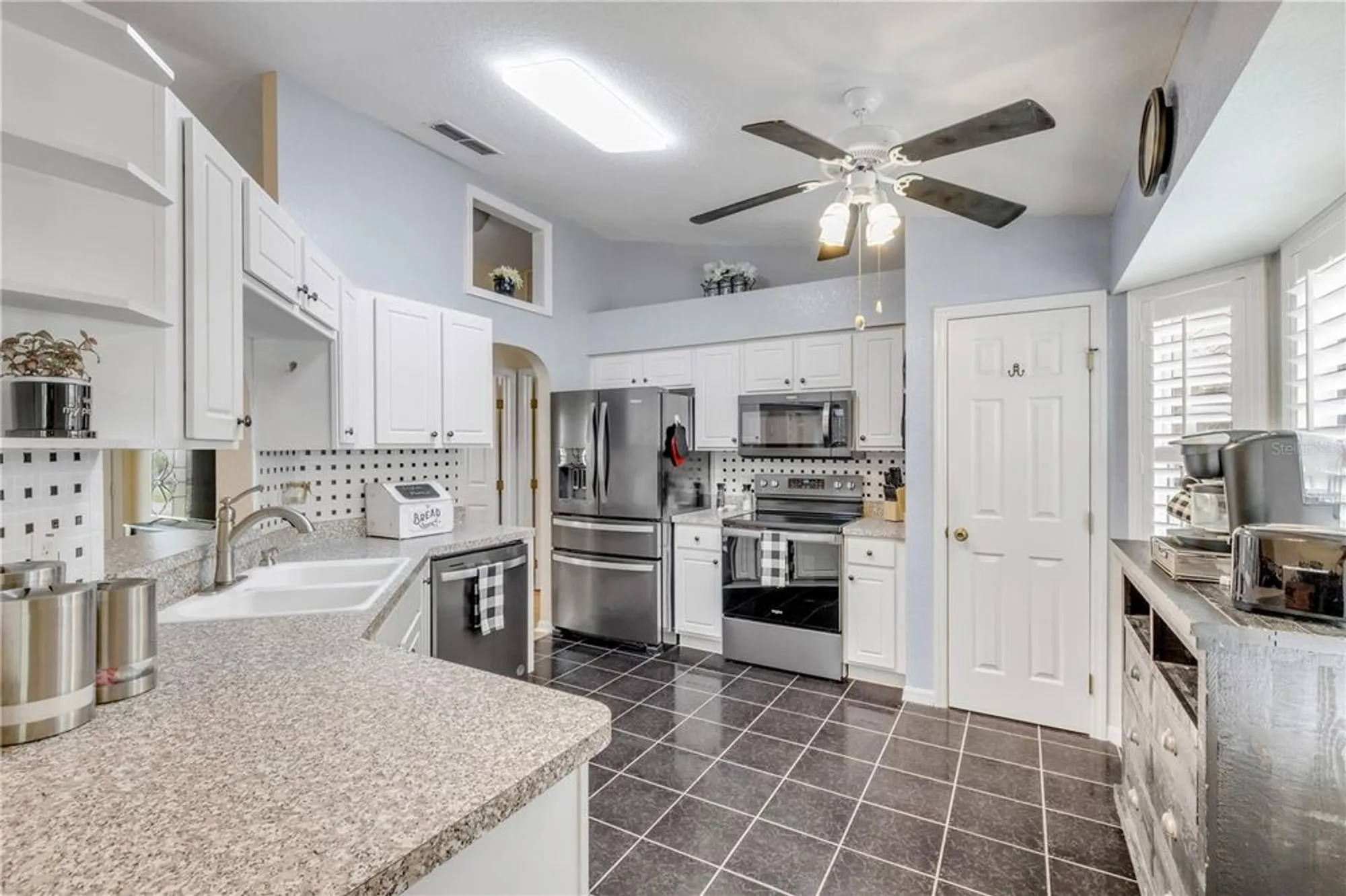 Property Slideshow image 13 of 73 | 17490 se 110th ter, Summerfield, FL, 34491