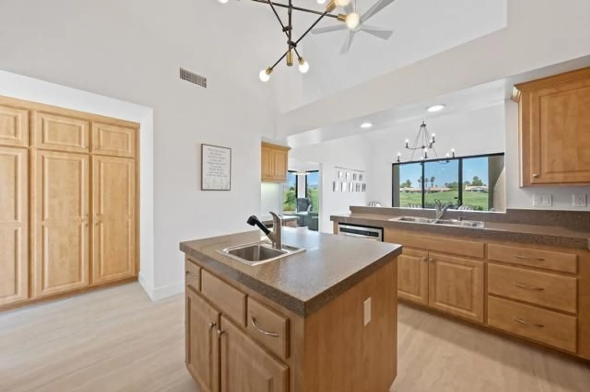 Property Slideshow image 24 of 36 | 80555 pebble bch, La Quinta, CA, 92253