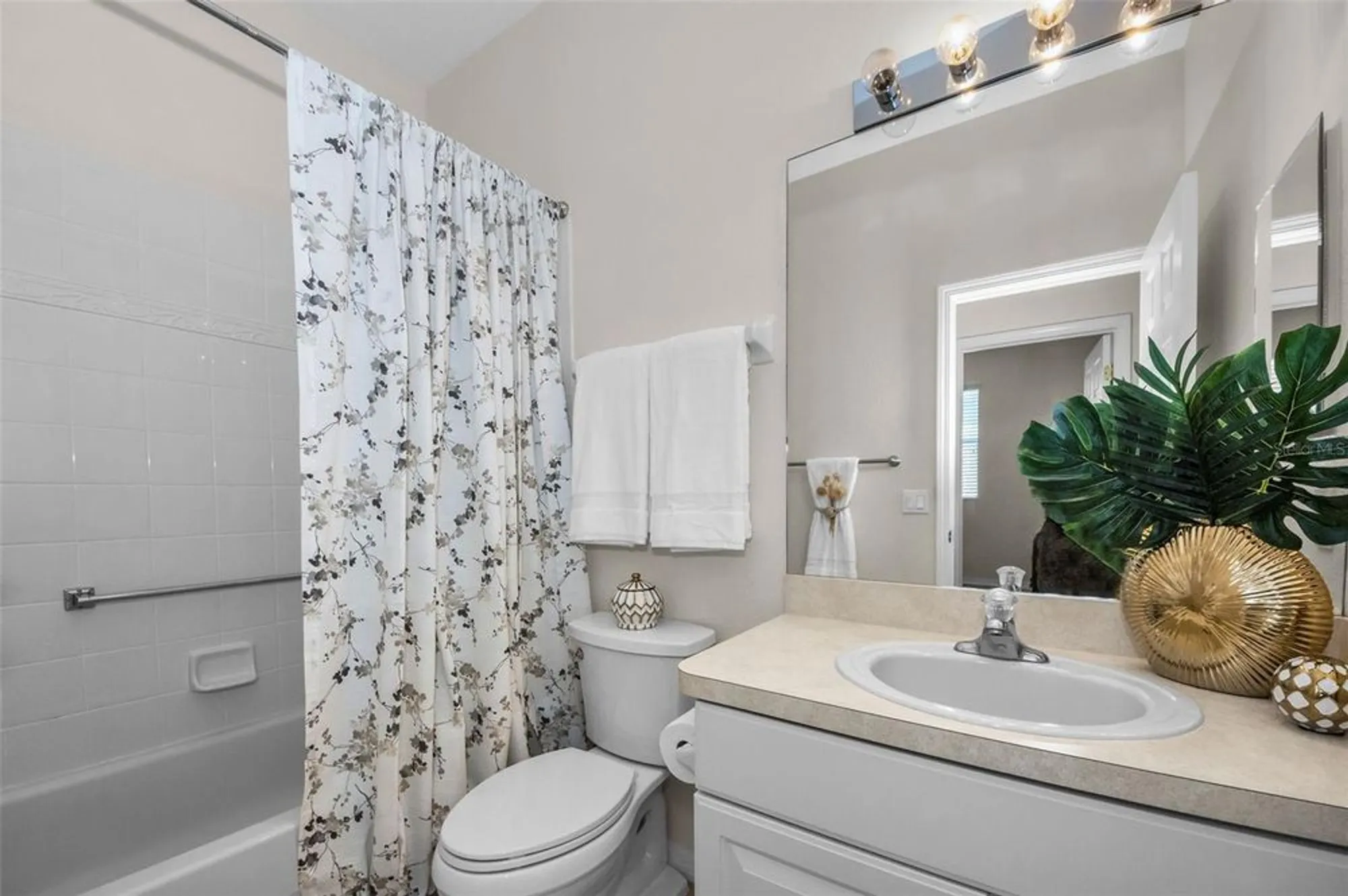 Property Slideshow image 33 of 62 | 18933 grand club dr, Hudson, FL, 34667