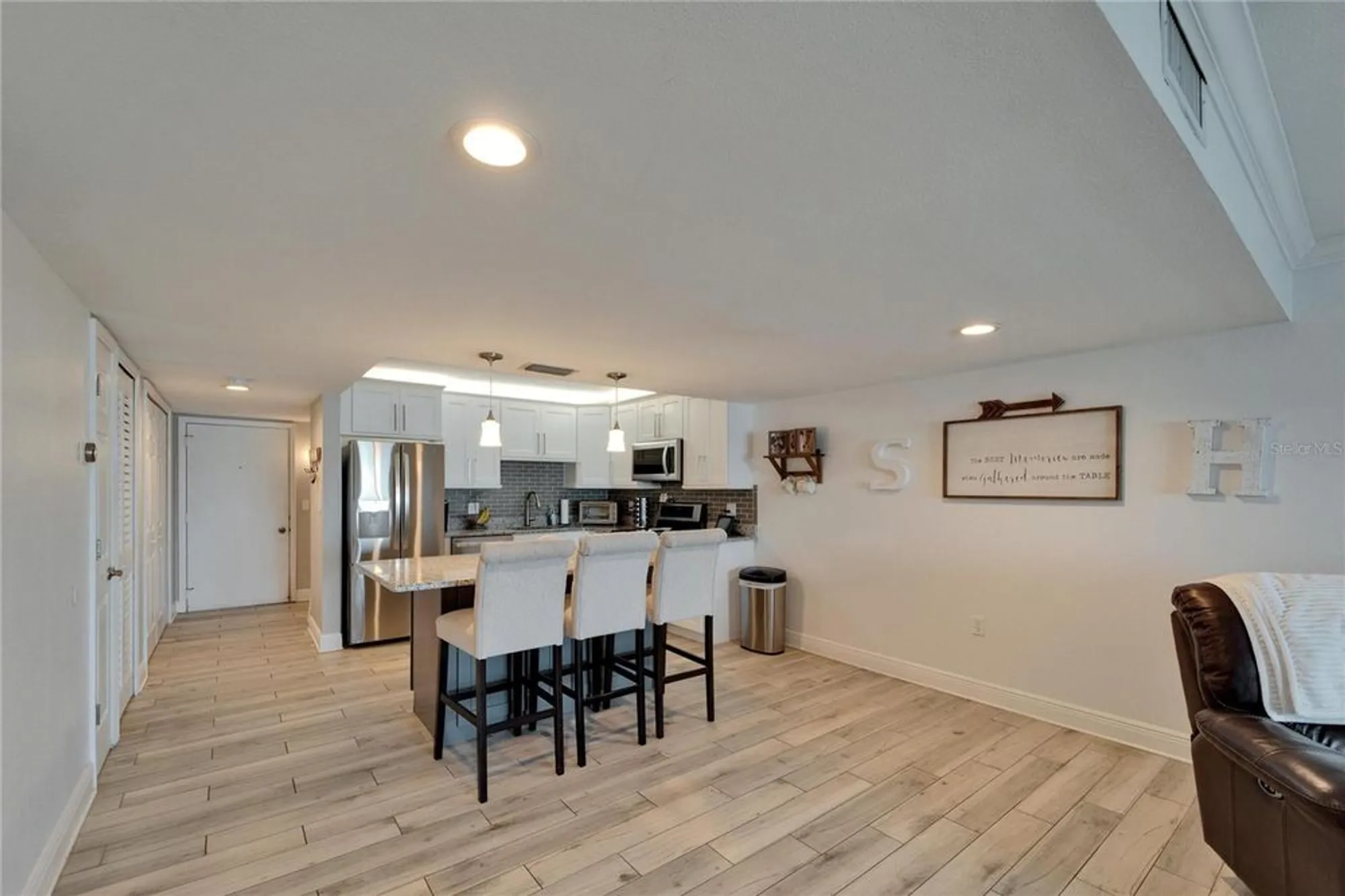 Property Slideshow image 12 of 60 | 7700 sun island dr 107, South Pasadena, FL, 33707