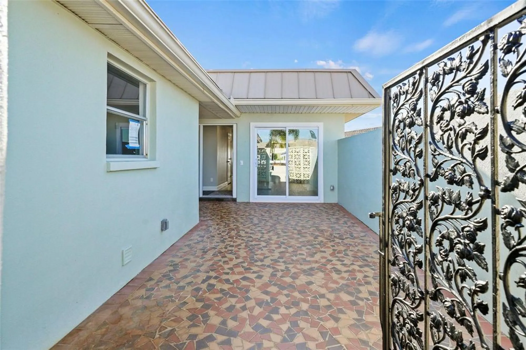 Property Slideshow image 8 of 54 | 642 boca ciega point blvd s, St Petersburg, FL, 33708