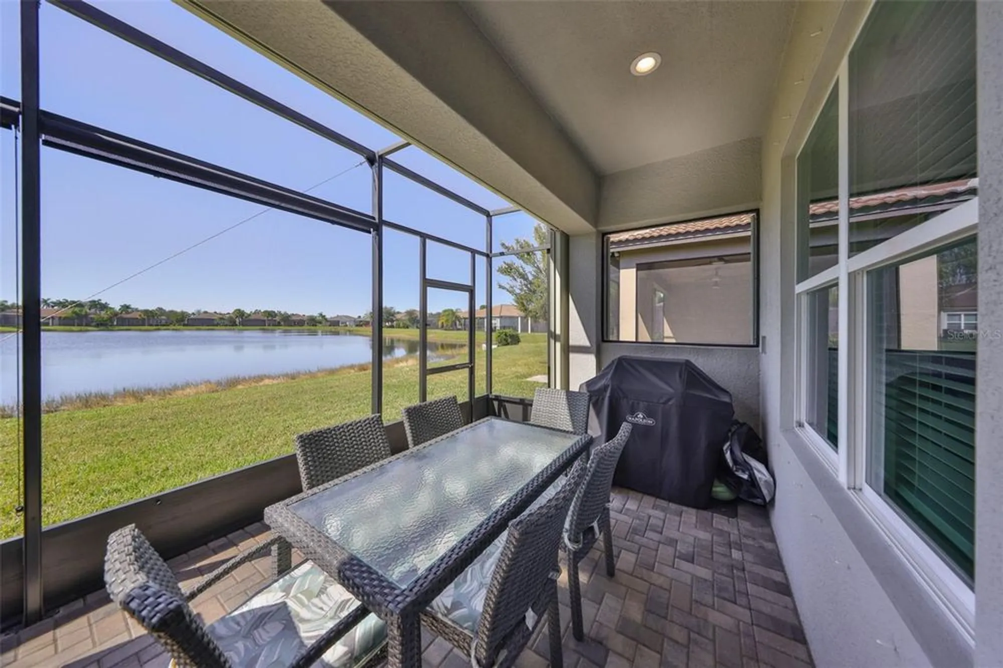 Property Slideshow image 31 of 44 | 15527 corona del mar dr, Wimauma, FL, 33598