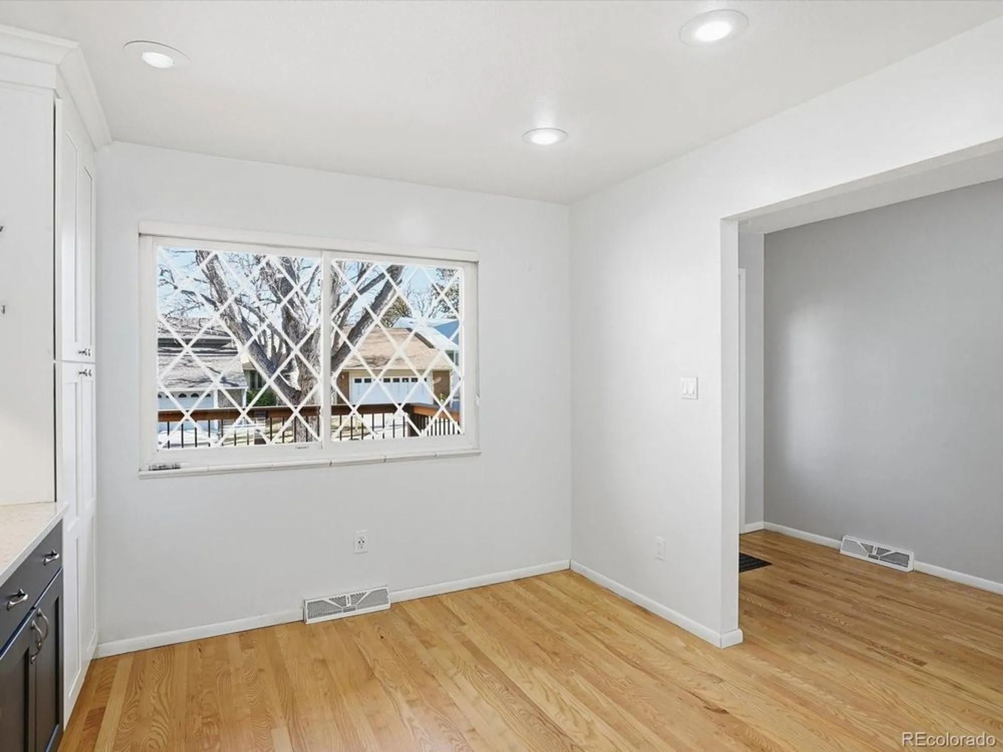 Property Slideshow image 10 of 38 | 7493 w cedar cir, Lakewood, CO, 80226