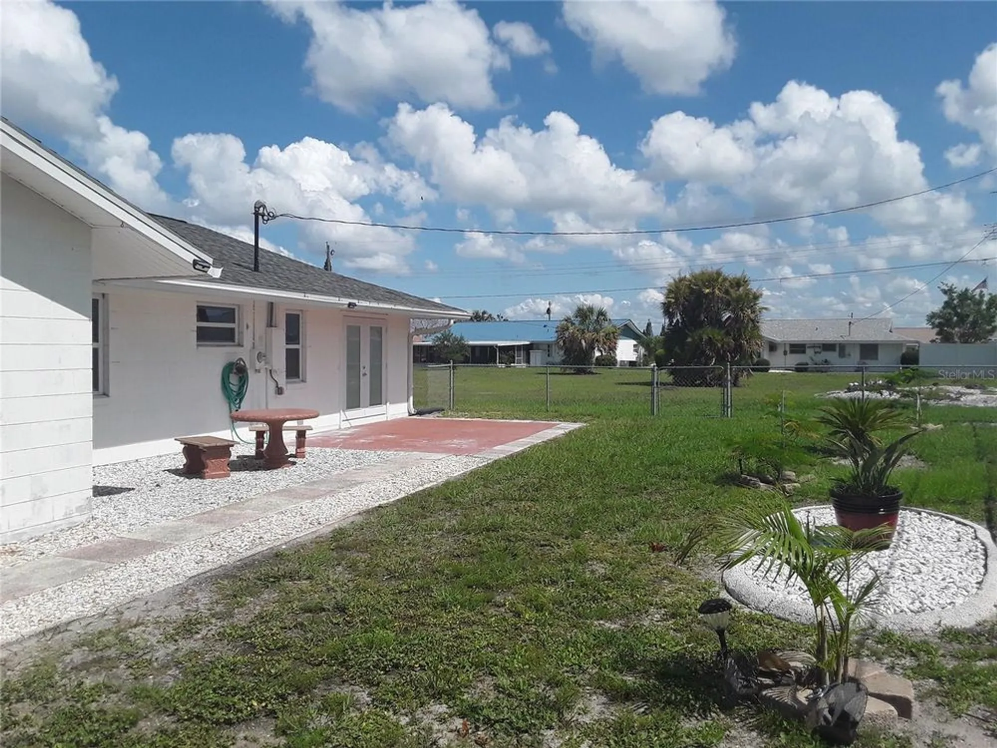 Property Slideshow image 20 of 48 | 702 cypress pl, Sun City Center, FL, 33573