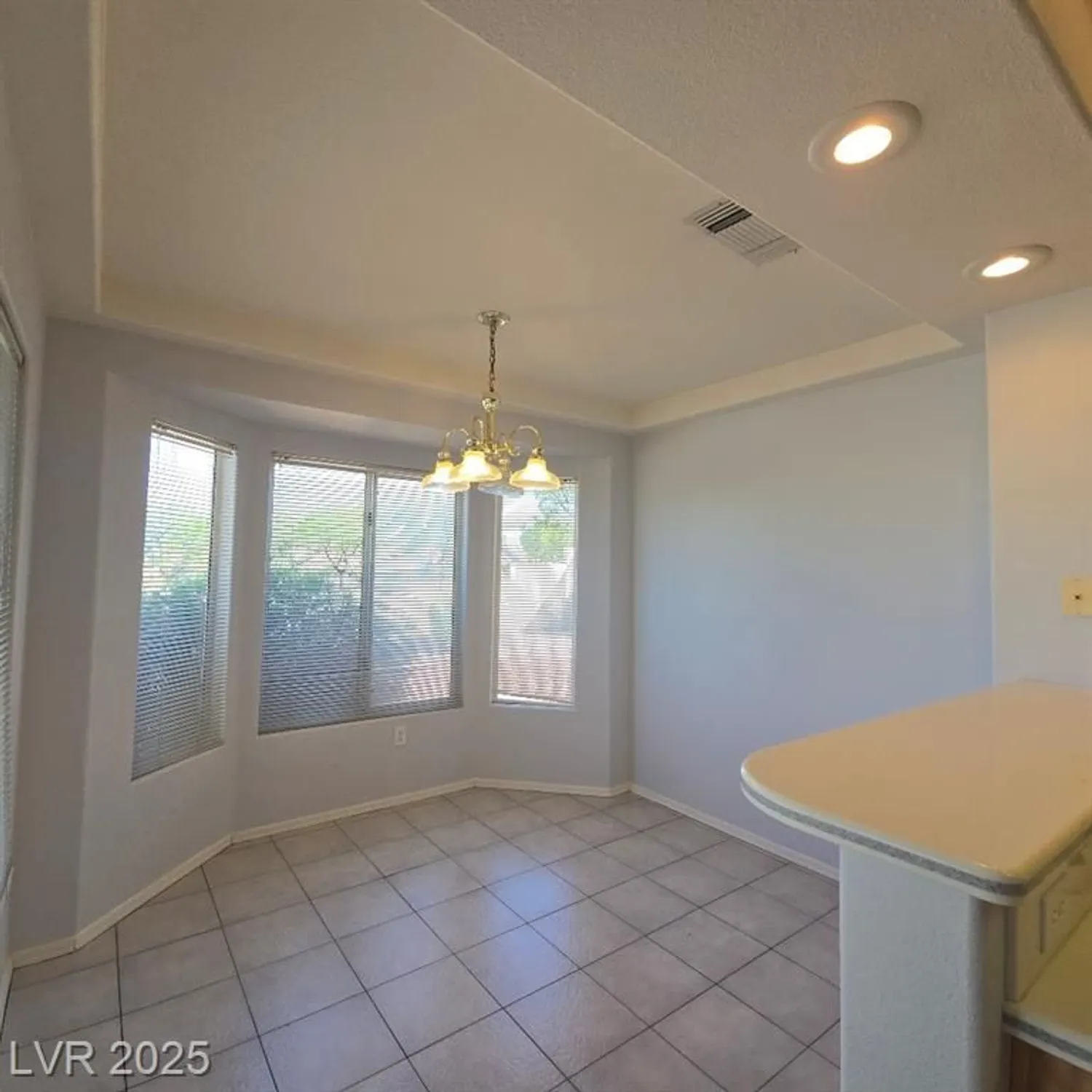 Property Slideshow image 12 of 38 | 10713 paradise point dr, Las Vegas, NV, 89134