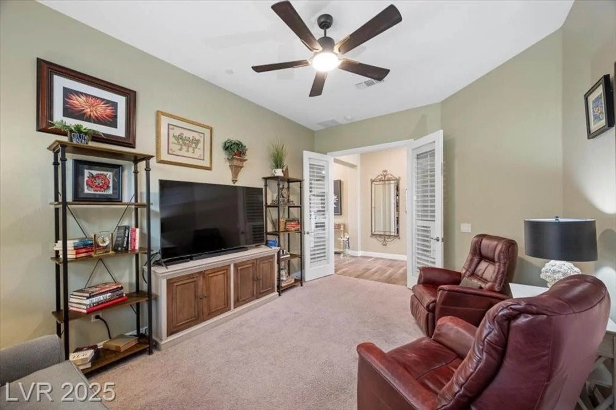 Property Slideshow image 18 of 69 | 44 stone yucca ct, Henderson, NV, 89011
