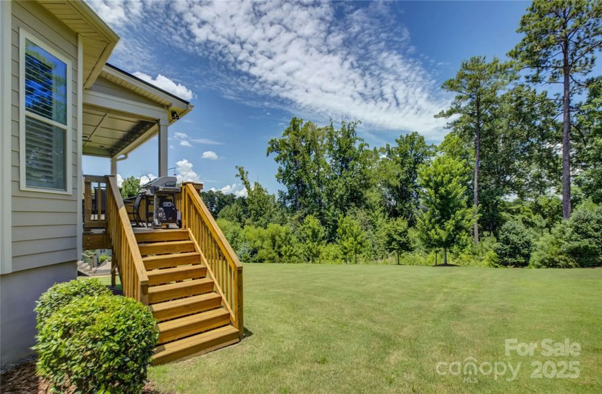 Property Slideshow image 37 of 48 | 16010 vale ridge dr, Charlotte, NC, 28278