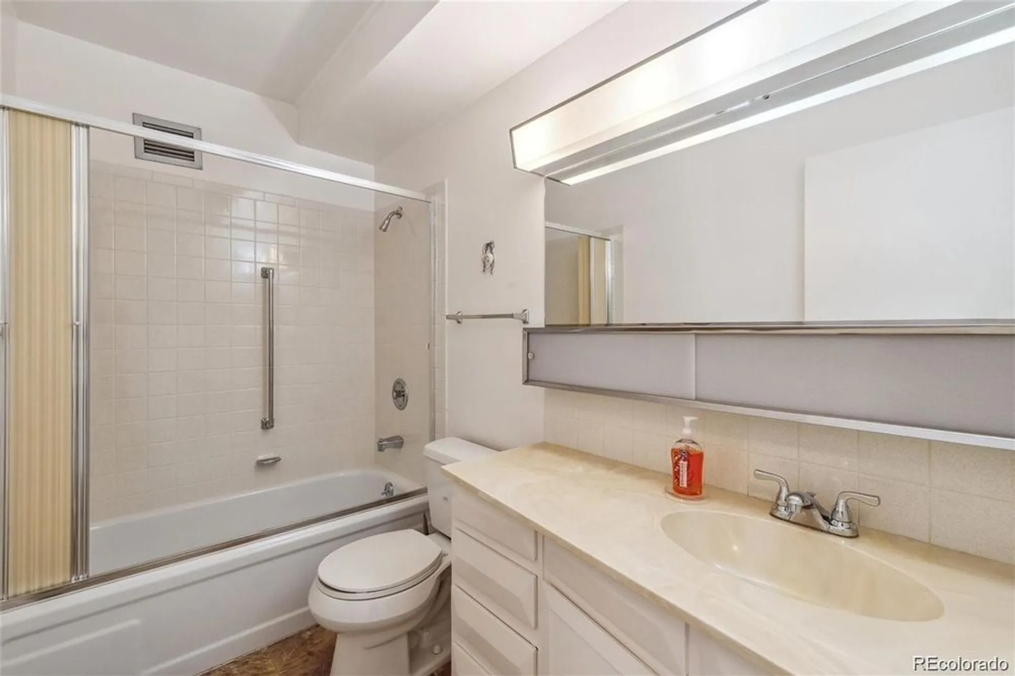 Property Slideshow image 13 of 22 | 495 s dayton st 10c, Denver, CO, 80247