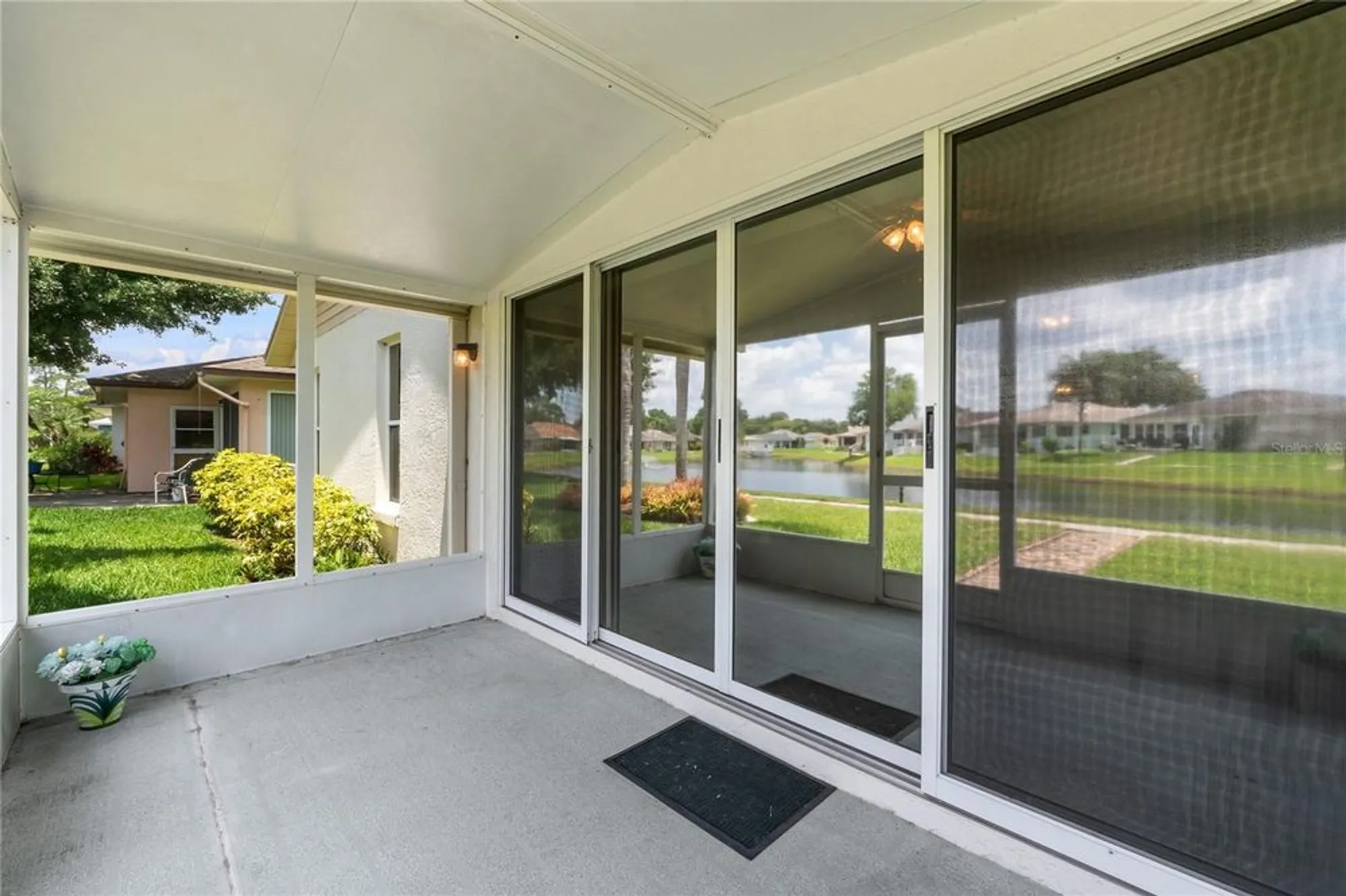 Property Slideshow image 27 of 35 | 2244 silver lakes dr, Lakeland, FL, 33810