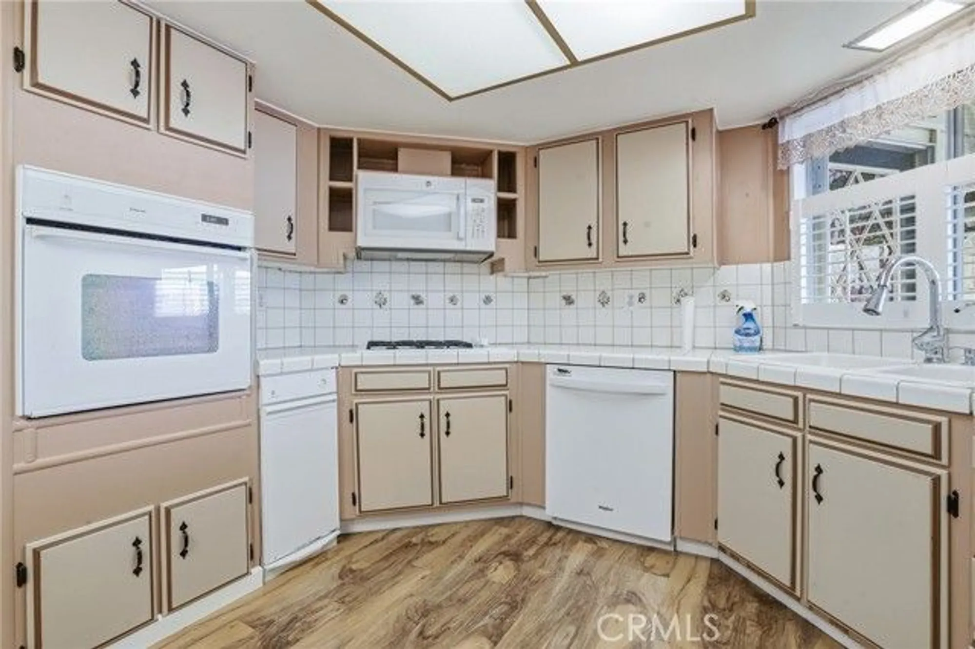 Property Slideshow image 15 of 43 | 287 sunrise ter 124, Arroyo Grande, CA, 93420