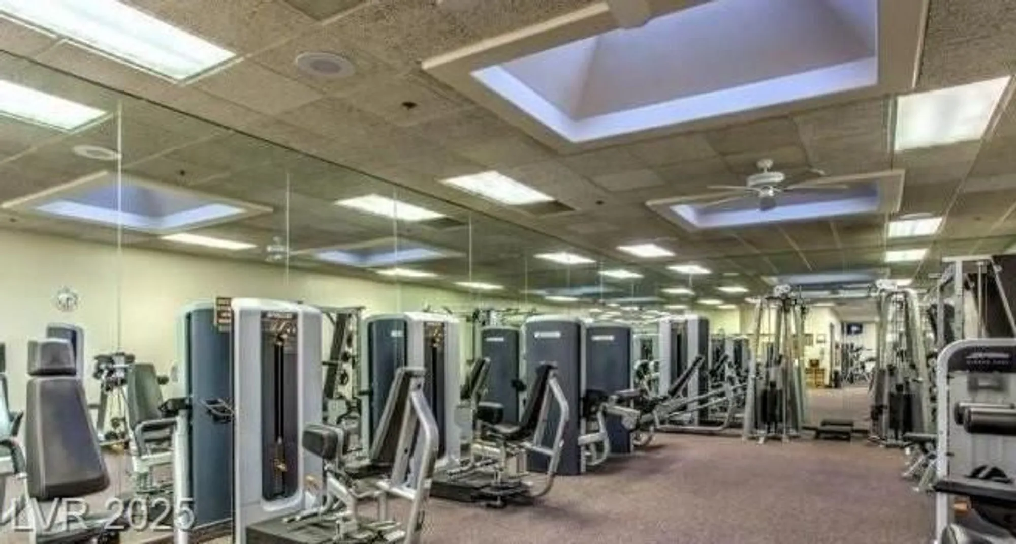 Property Slideshow image 23 of 27 | 2011 sun cliffs st, Las Vegas, NV, 89134